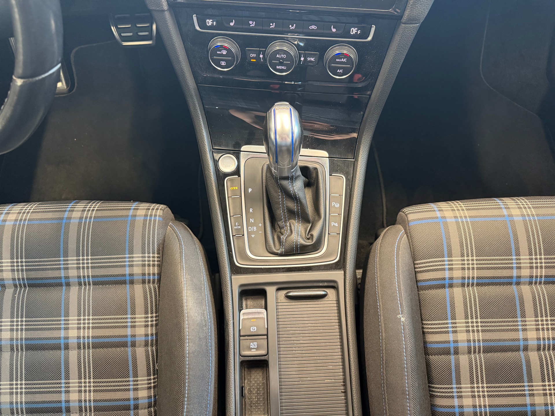 VW Golf 1.4 TSI GTE DSG-image-9