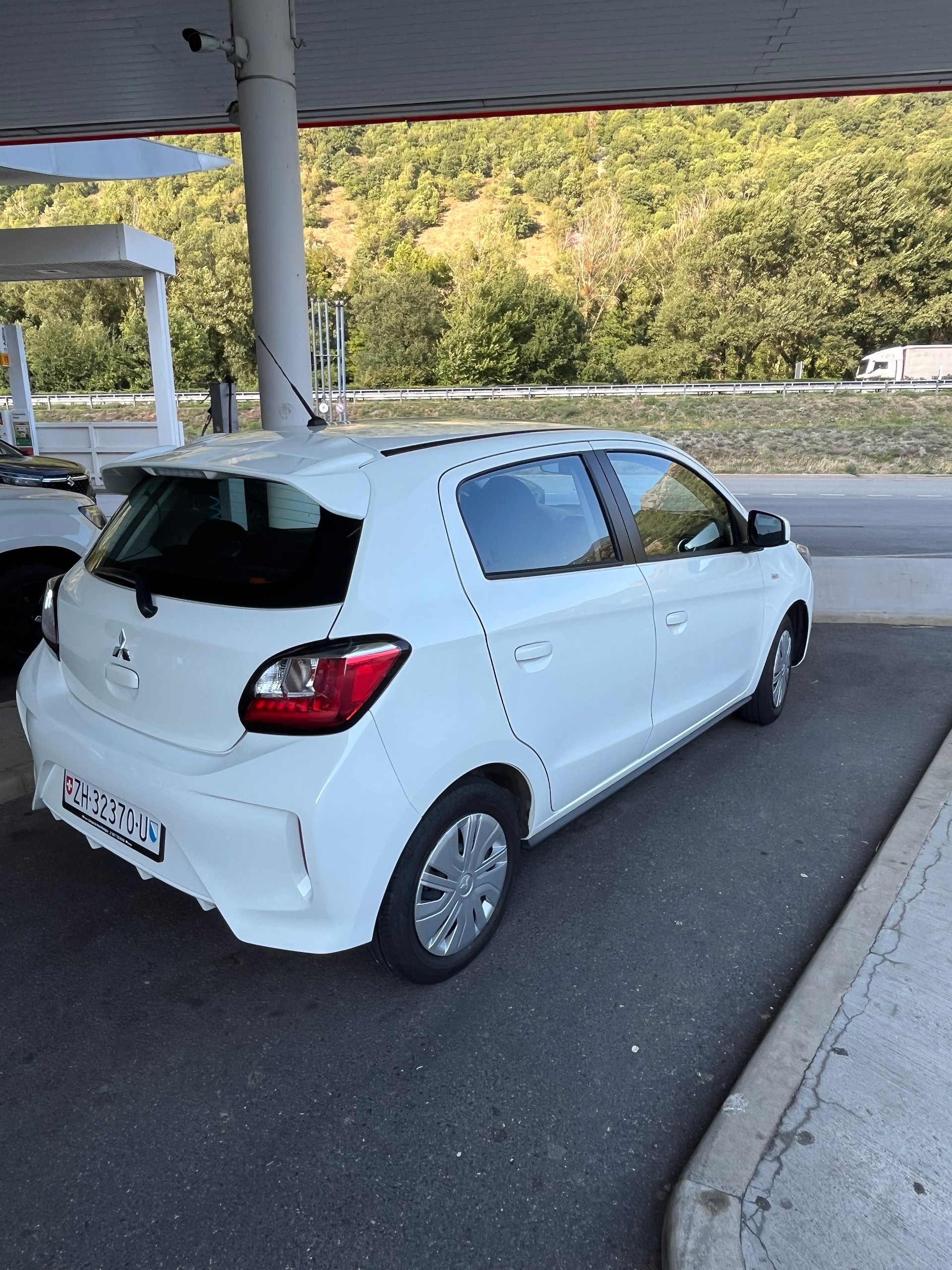 MITSUBISHI Space Star 1.2 CVT Inform-image-3