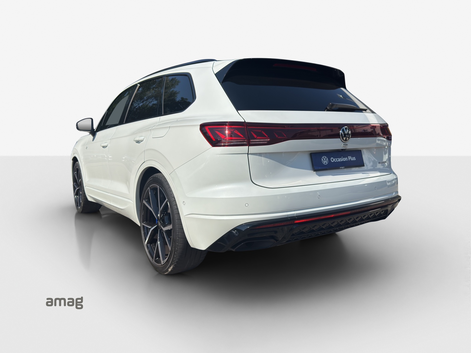 VW Touareg 3.0 TSI eHybrid R Tiptronic-image-2