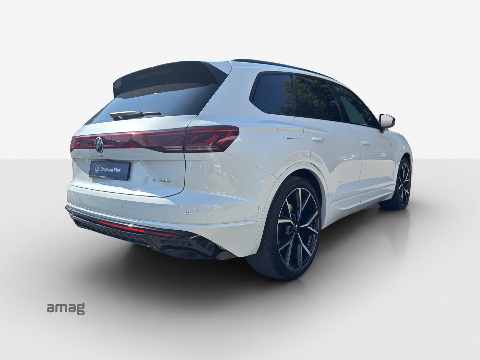 VW Touareg 3.0 TSI eHybrid R Tiptronic-image-4