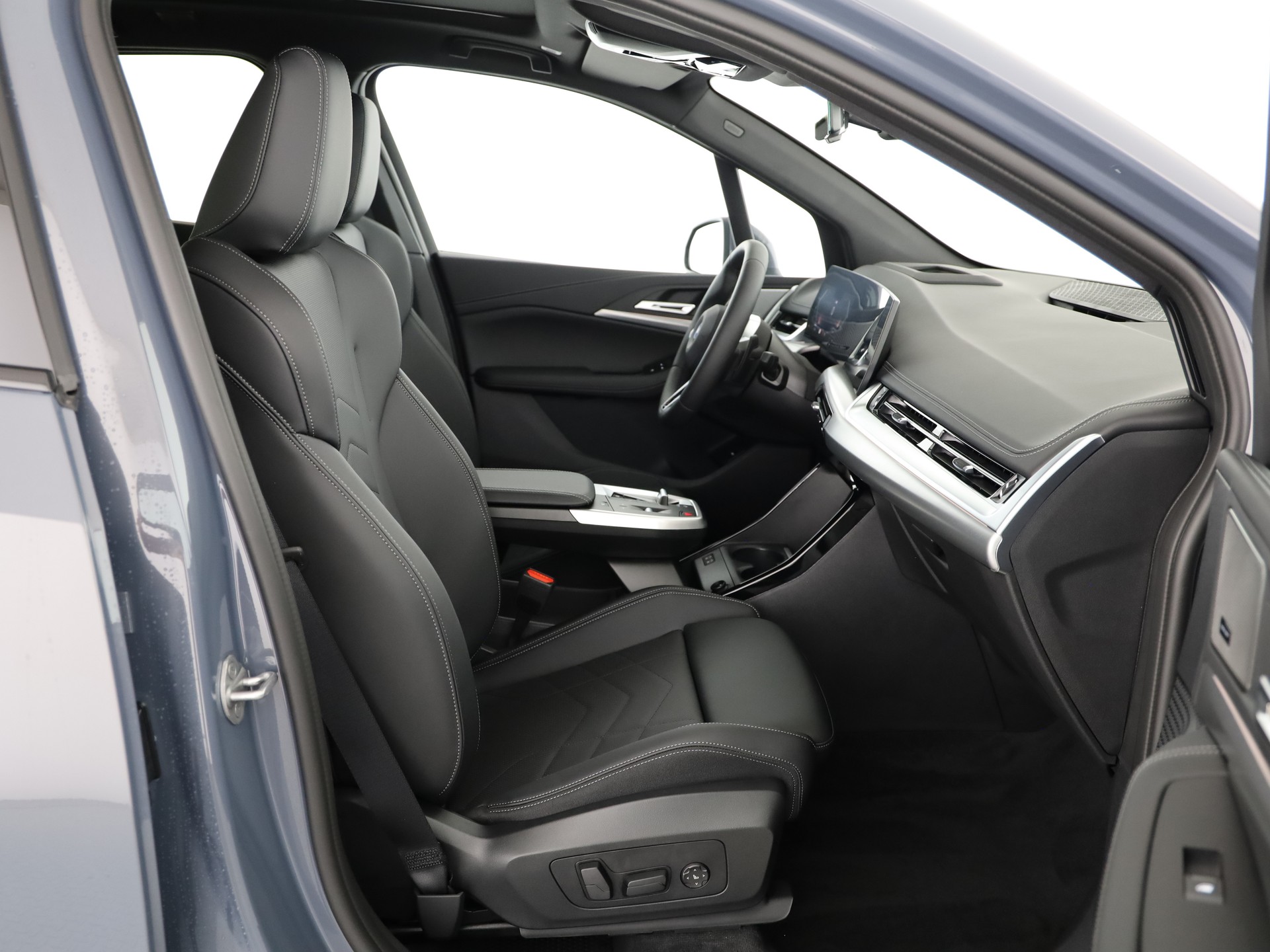 BMW 223d xDrive Active Tourer-image-19