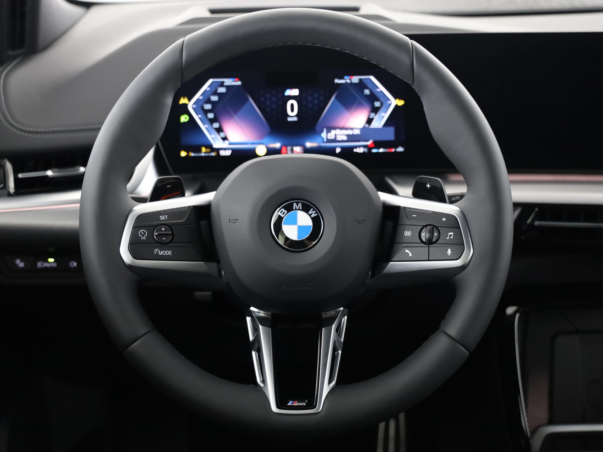 BMW 223d xDrive Active Tourer-image-5