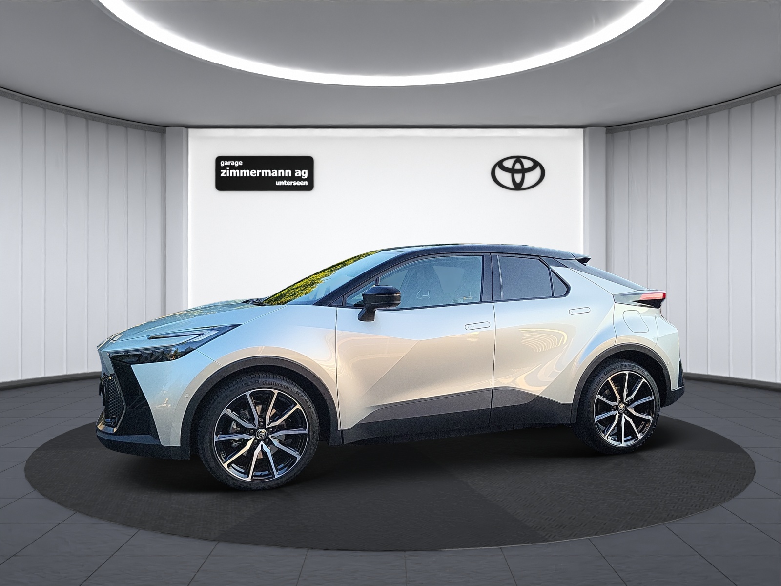 TOYOTA C-HR 2.0 PHEV GR Sport-image-11