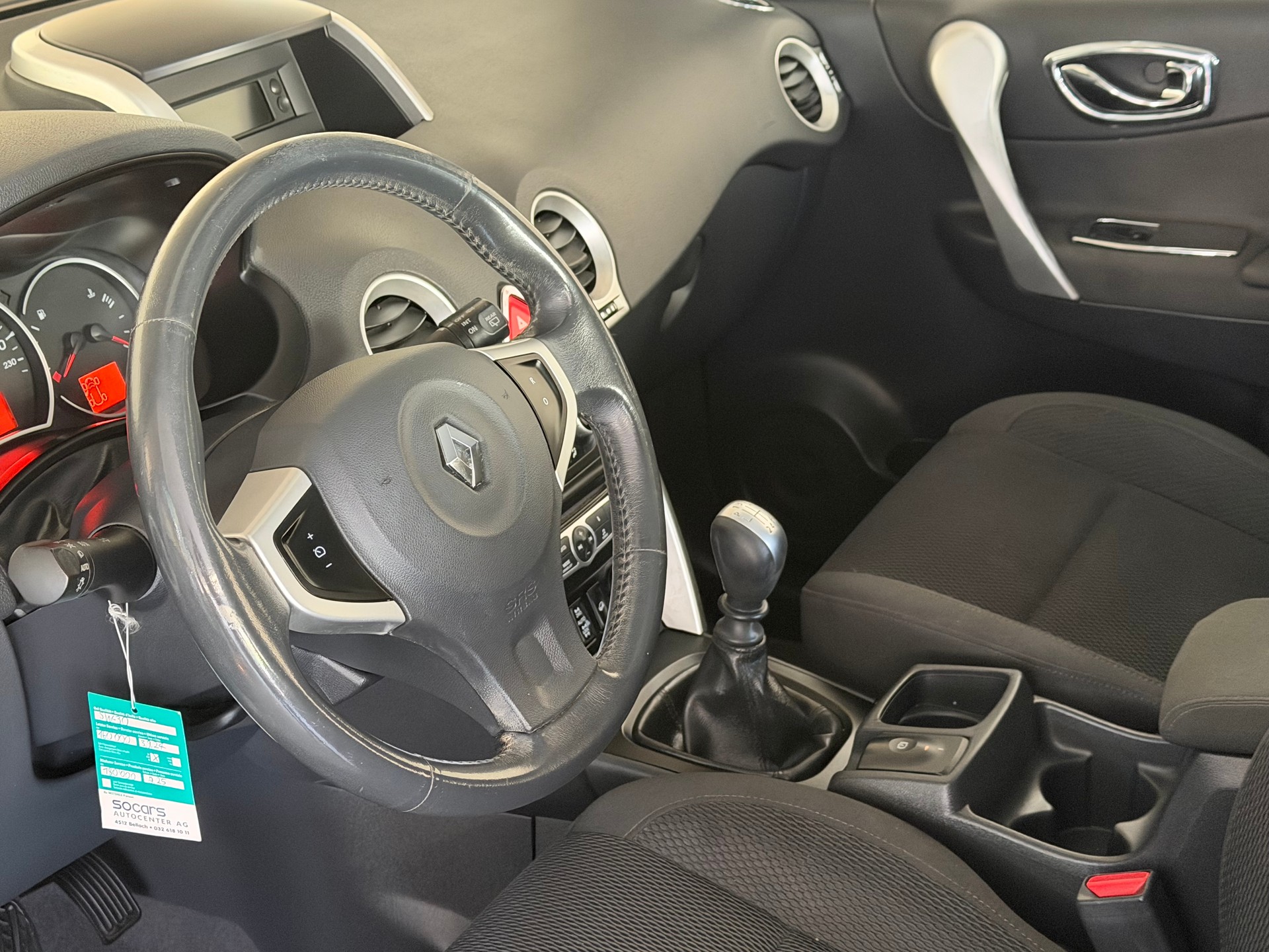 RENAULT Koleos 2.5 Dynamique 4x4-image-10