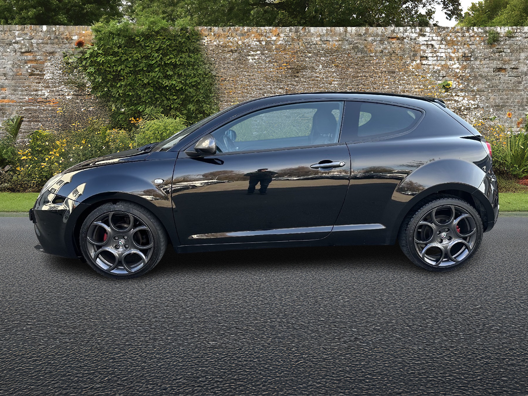 ALFA ROMEO MiTo 0.9 TwinAir Turbo Racer-image-1