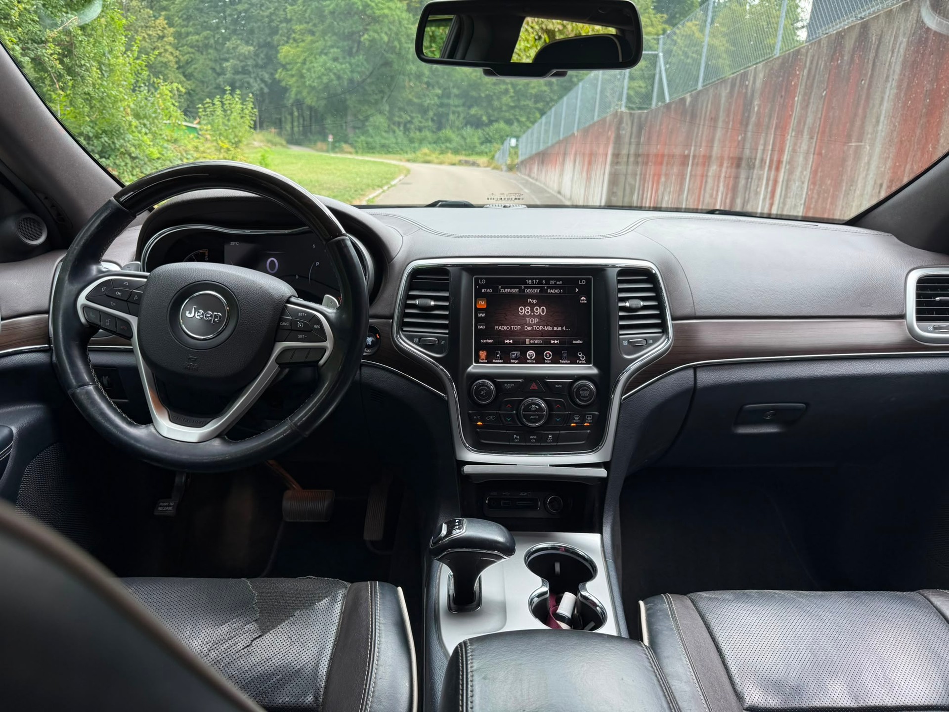 JEEP Grand Cherokee 3.0 CRD Summit Automatic-image-7