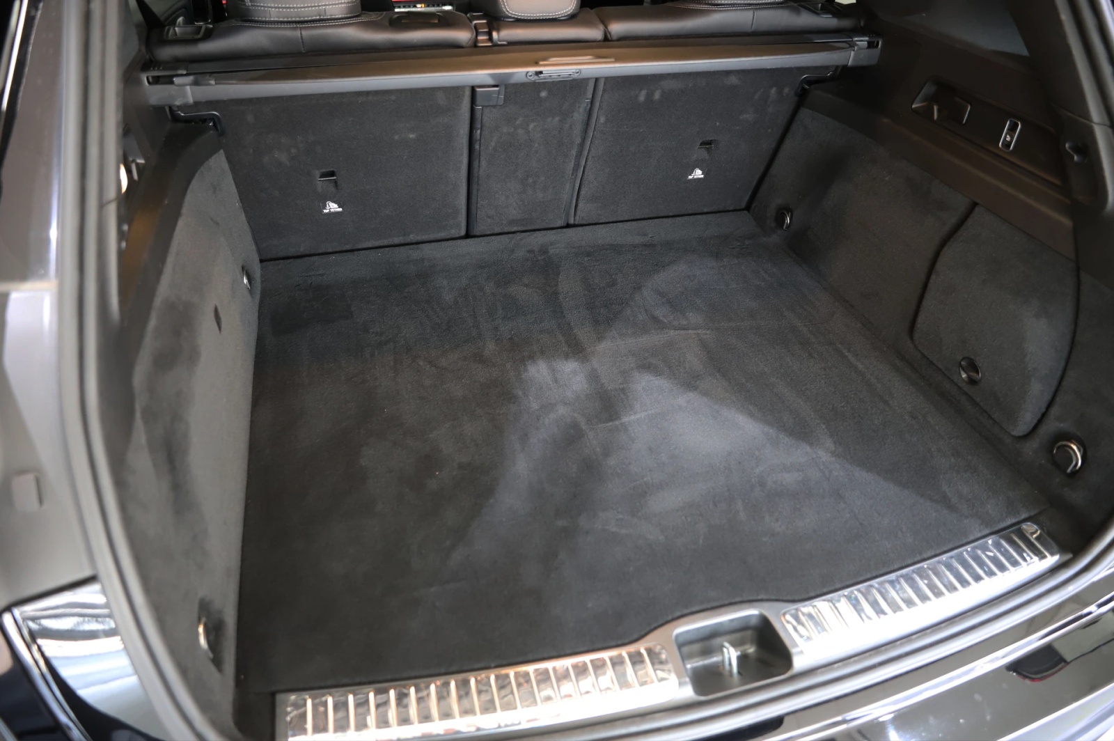 MERCEDES-BENZ GLE 400 e 4M 9G-Tronic-image-5