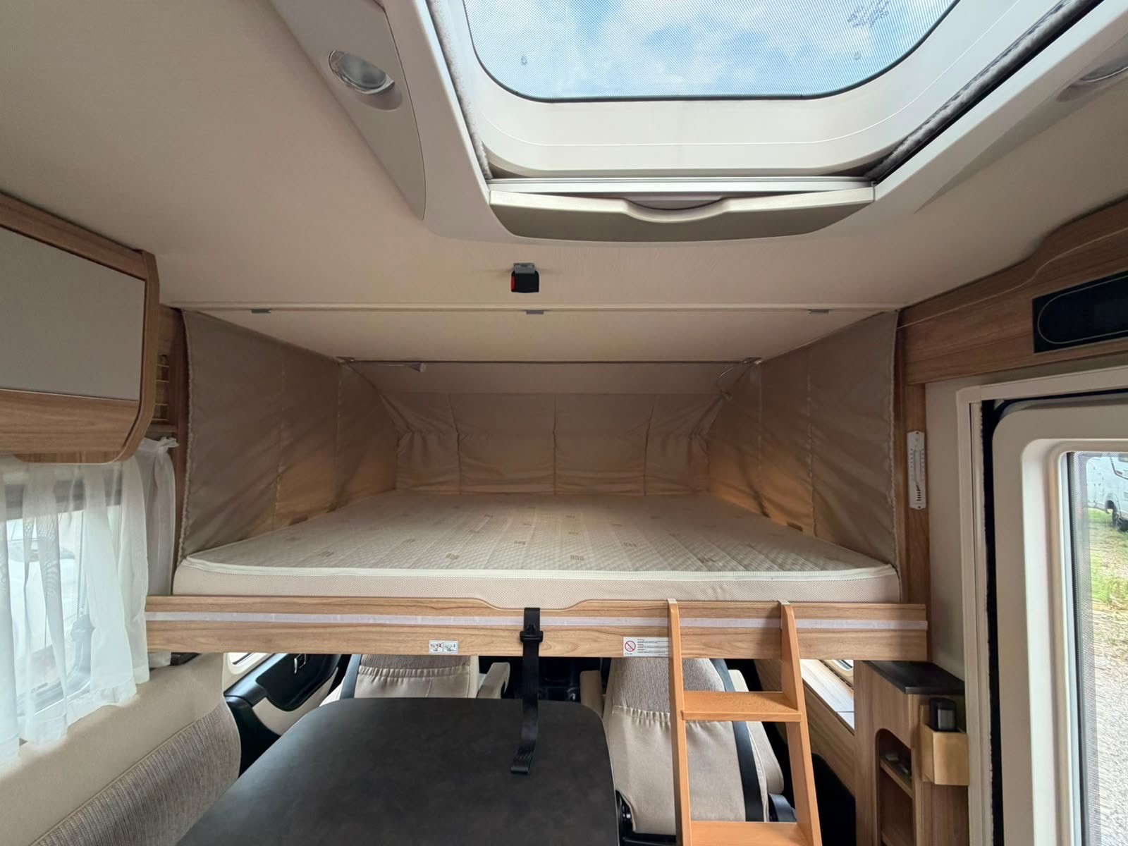 FIAT ***2.3 JTD 150PS***HYMER EXSIS-I588***AUTOMAT***LÄNGSBETT***HUBBETT***B-KATEGORIE***TOP-FAHRZEUG***GESAMTGEWICHT 3500KG***-image-28