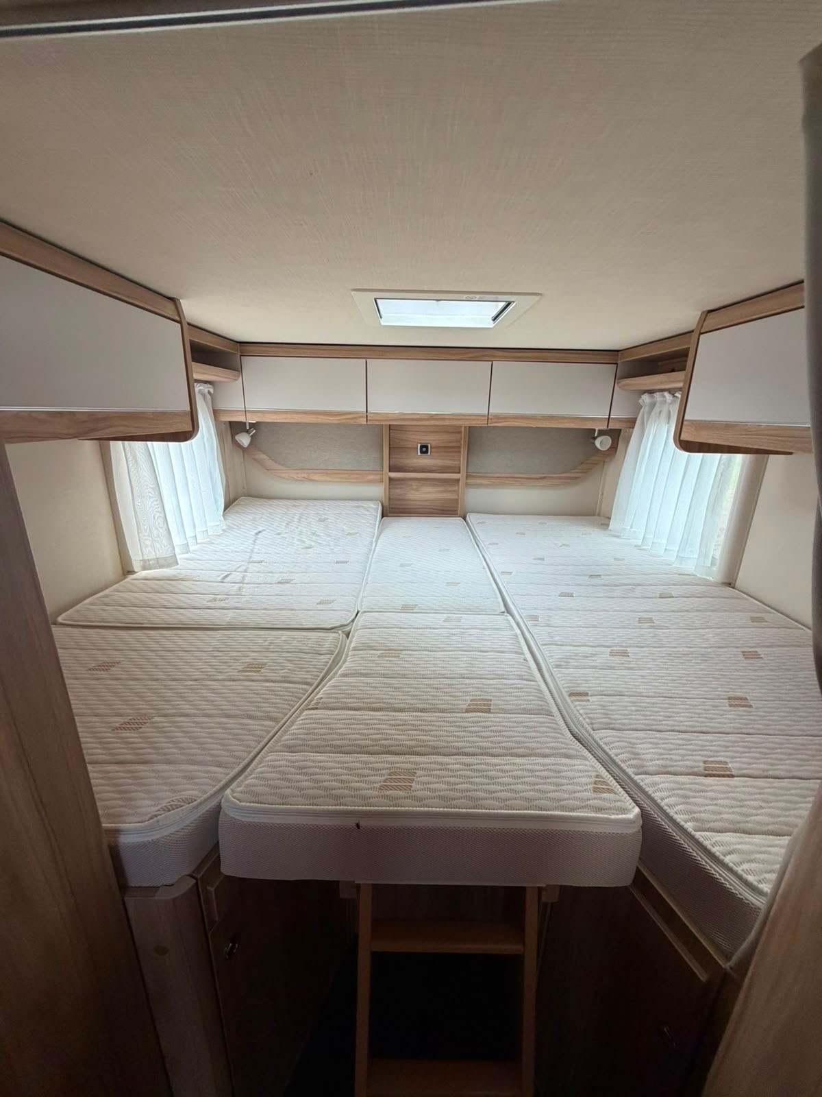 FIAT ***2.3 JTD 150PS***HYMER EXSIS-I588***AUTOMAT***LÄNGSBETT***HUBBETT***B-KATEGORIE***TOP-FAHRZEUG***GESAMTGEWICHT 3500KG***-image-24