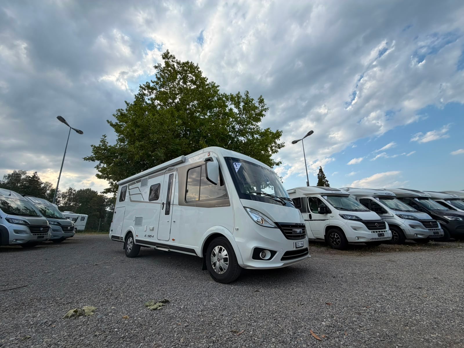FIAT ***2.3 JTD 150PS***HYMER EXSIS-I588***AUTOMAT***LÄNGSBETT***HUBBETT***B-KATEGORIE***TOP-FAHRZEUG***GESAMTGEWICHT 3500KG***-image-1