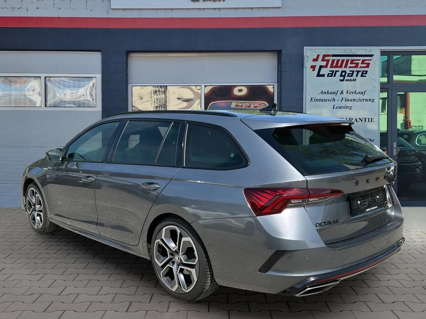 SKODA Octavia Combi 2.0 TDI DSG RS 4x4 mit AHK-Vorbereitung & 5J Werksgarantie oder bis 100000km-image-5