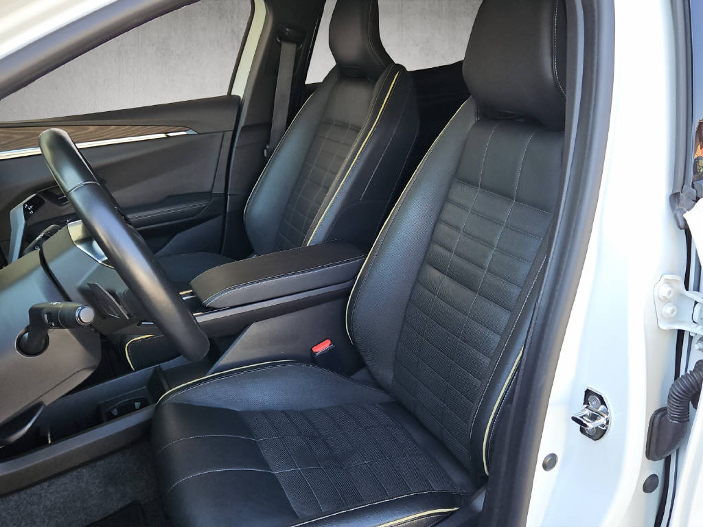 RENAULT Mégane E-Tech evolution-image-4