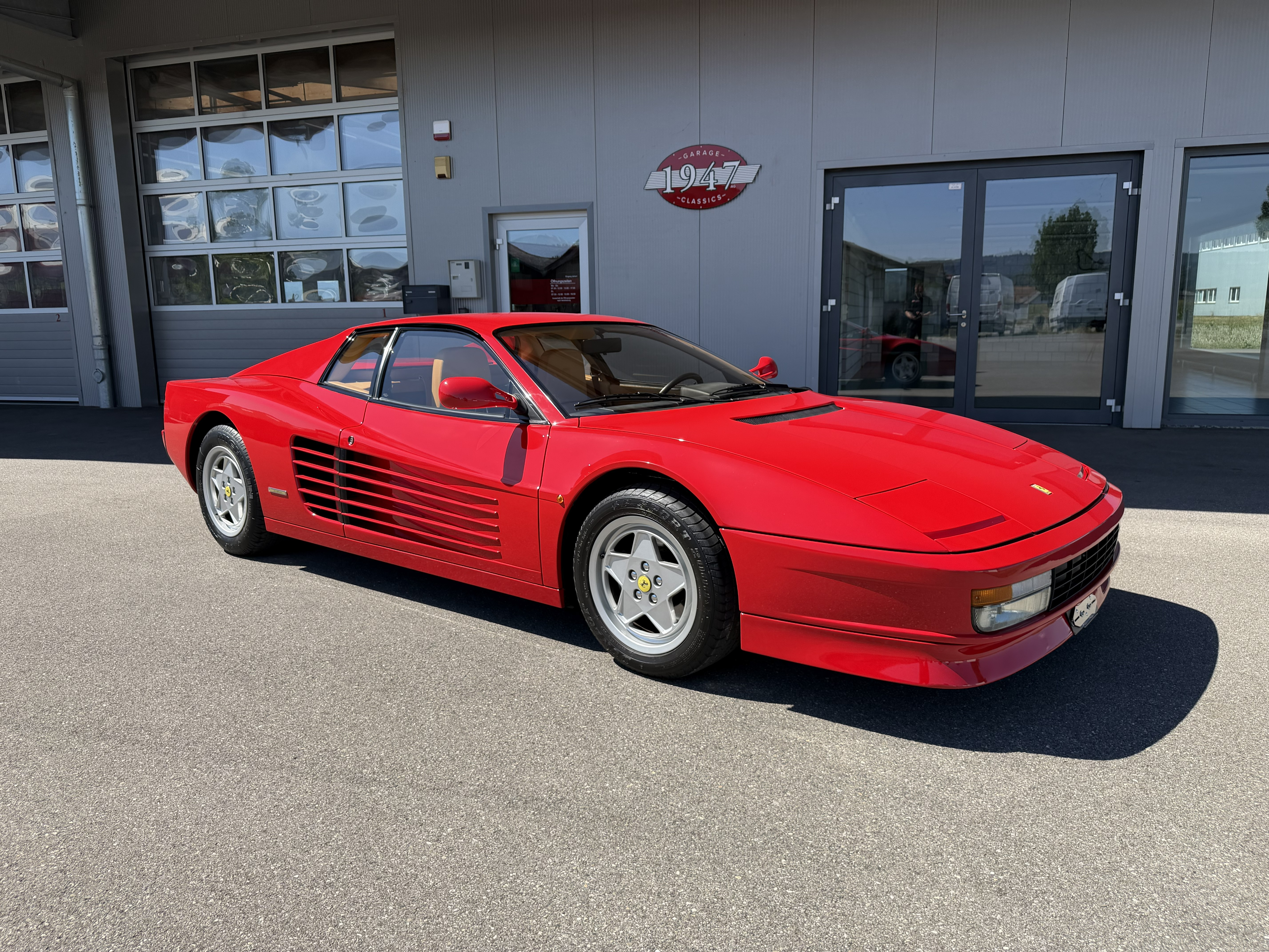 Car photo