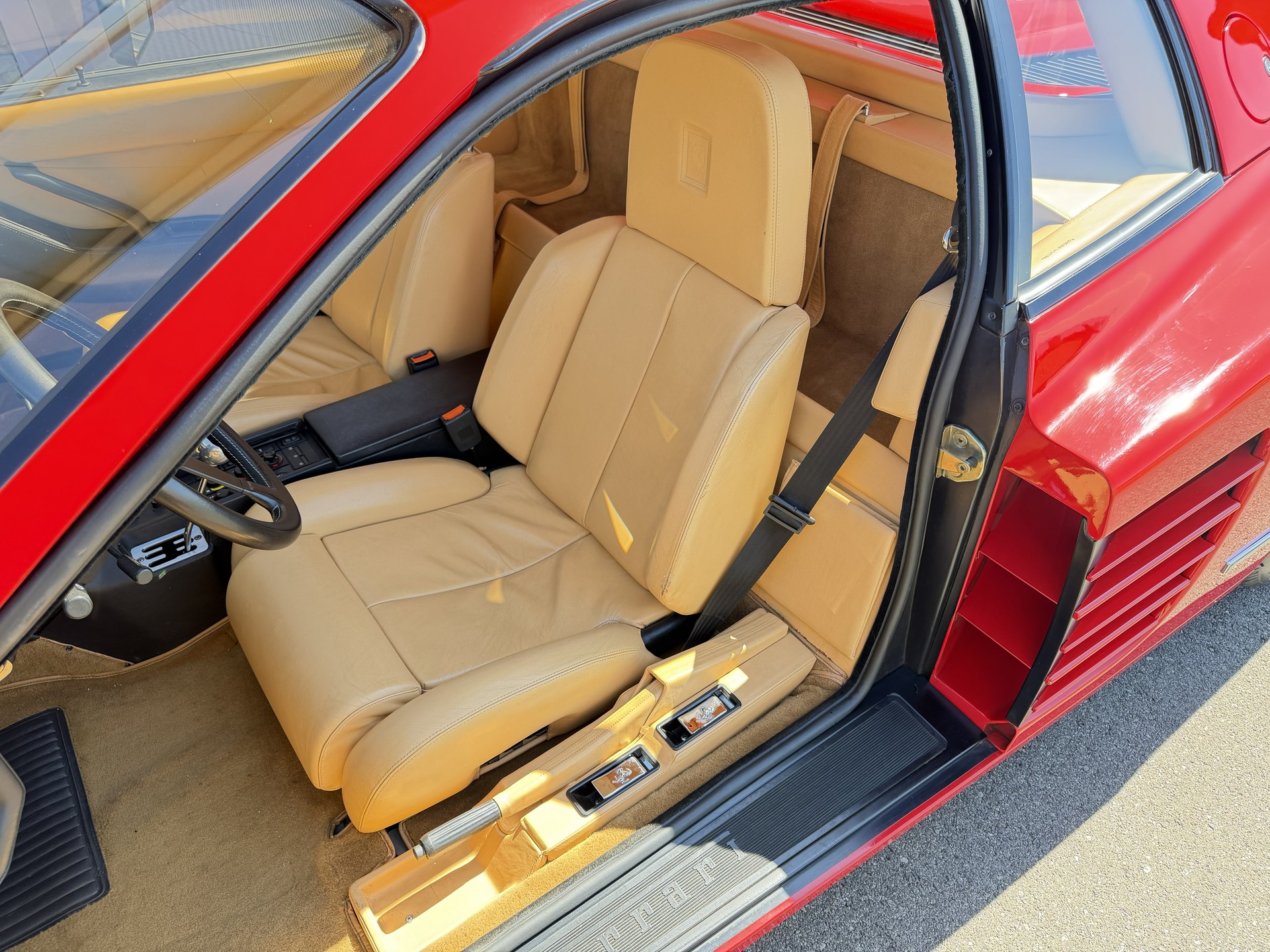 FERRARI Testarossa-image-21