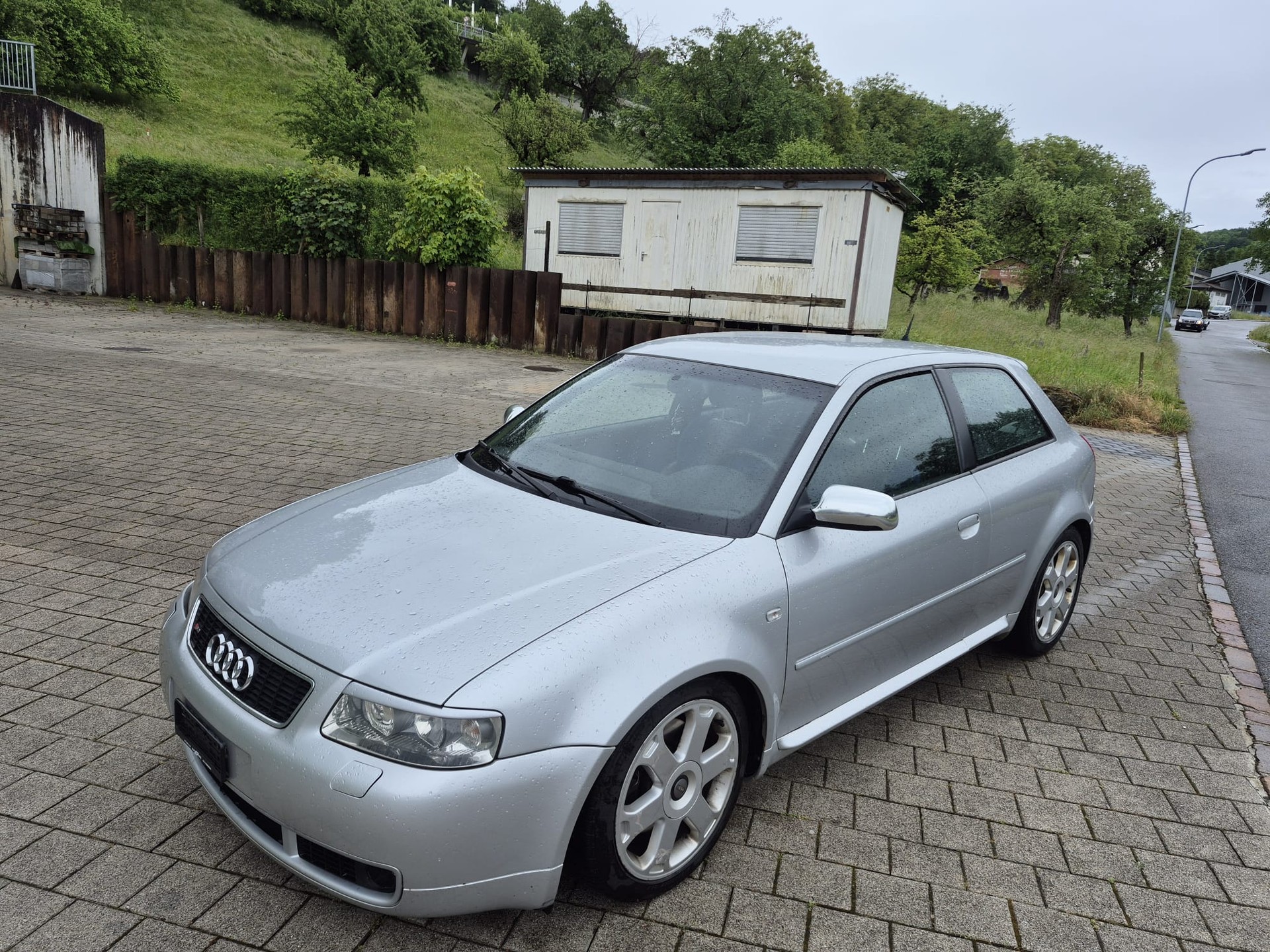 AUDI S3 quattro-image-1