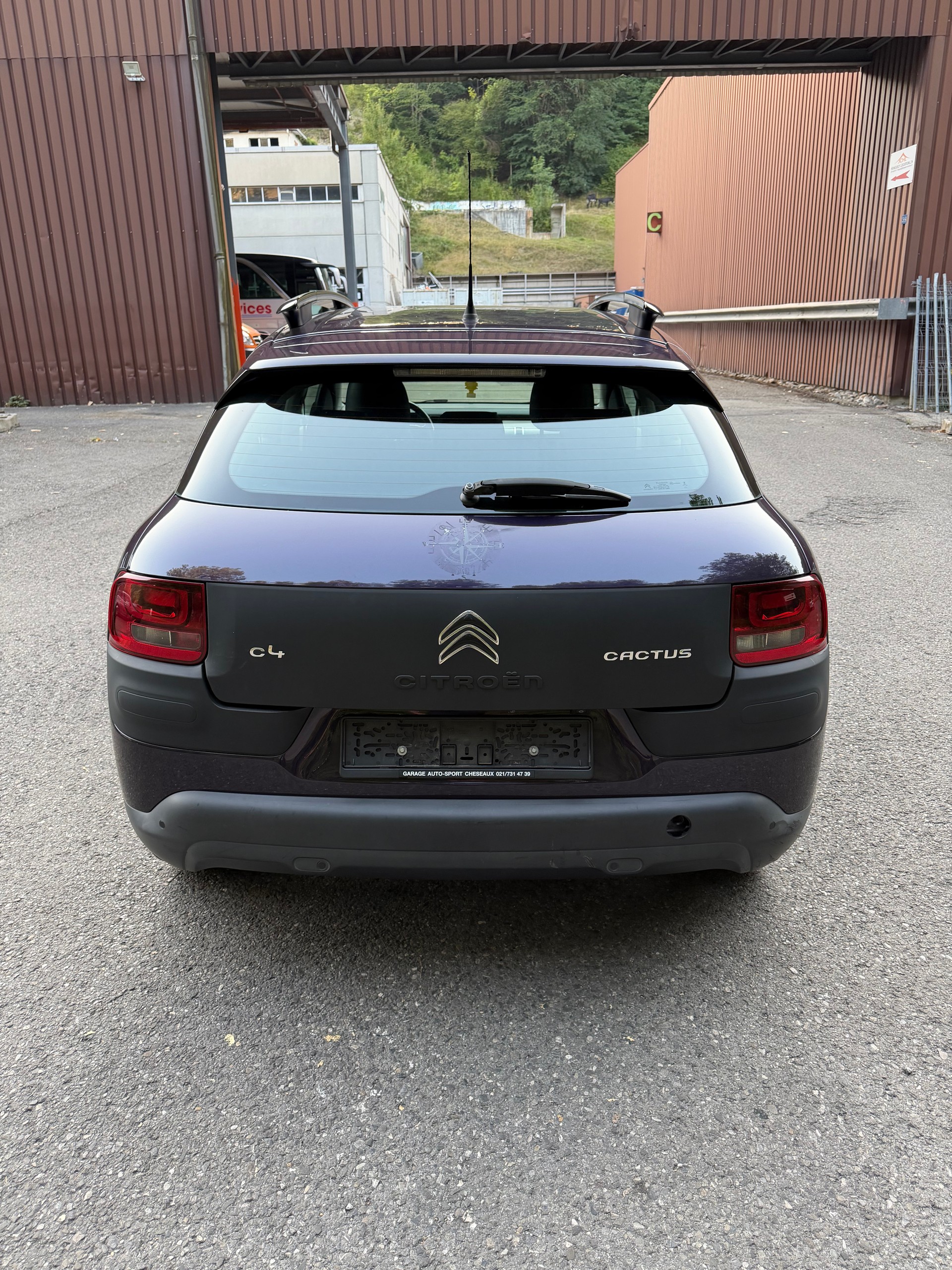 CITROEN C4 Cactus 1.2 e-VTi Shine Edition ETG-image-4