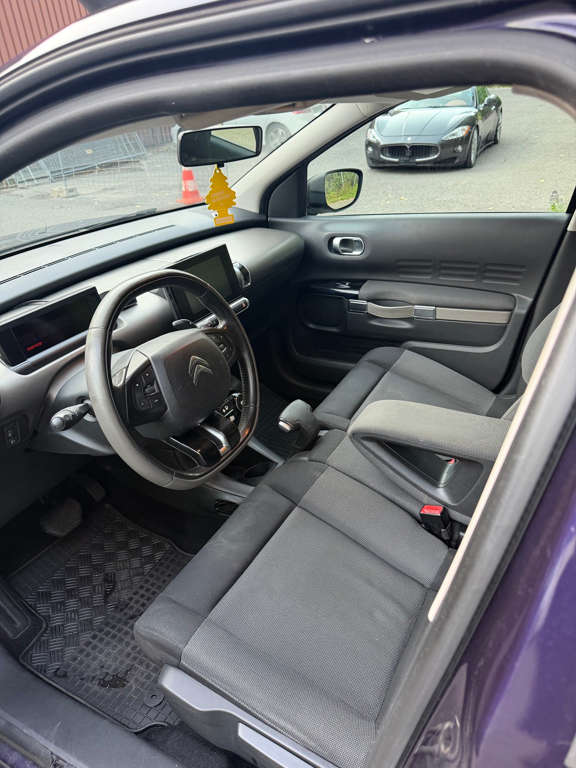 CITROEN C4 Cactus 1.2 e-VTi Shine Edition ETG-image-9