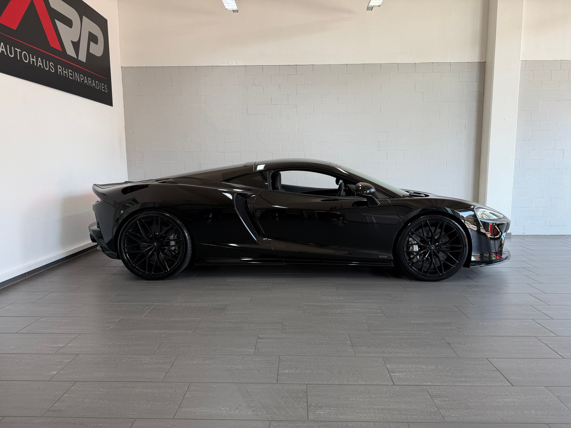McLAREN GTS * Softclose * B&W * SportAGA * Lift * OnyxBlack * GratisServ. * Werksgarantie *-image-2