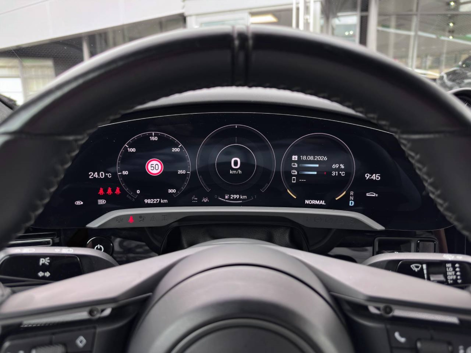PORSCHE Taycan Turbo S-image-14