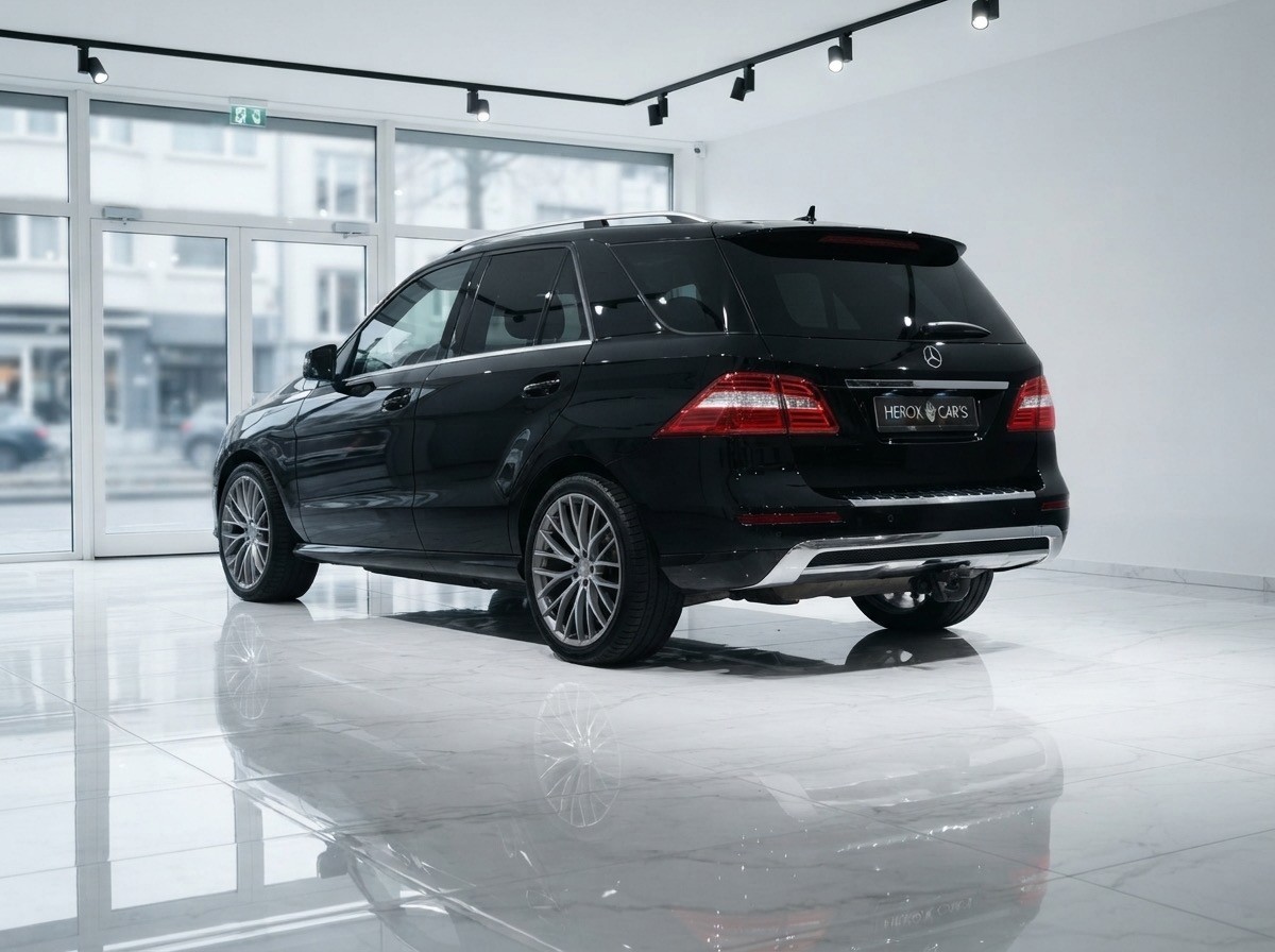 MERCEDES-BENZ ML 350 BlueTEC 4Matic / ** Frisch ab MFK & Service / AHK 3.500 KG **-showroom-element-1