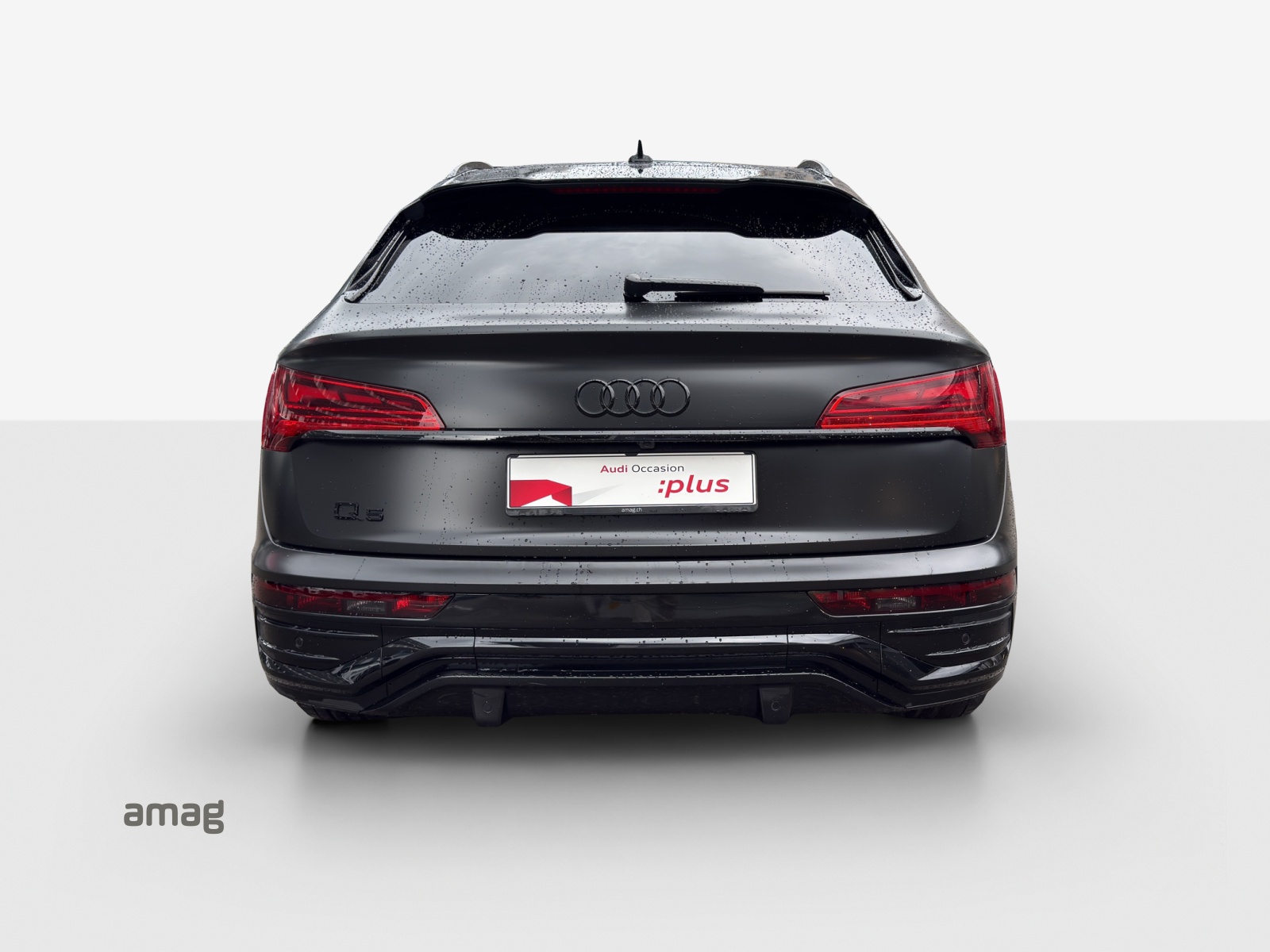 AUDI Q5 Sportback 40 TDI Blackedition quattro S-tronic-image-3