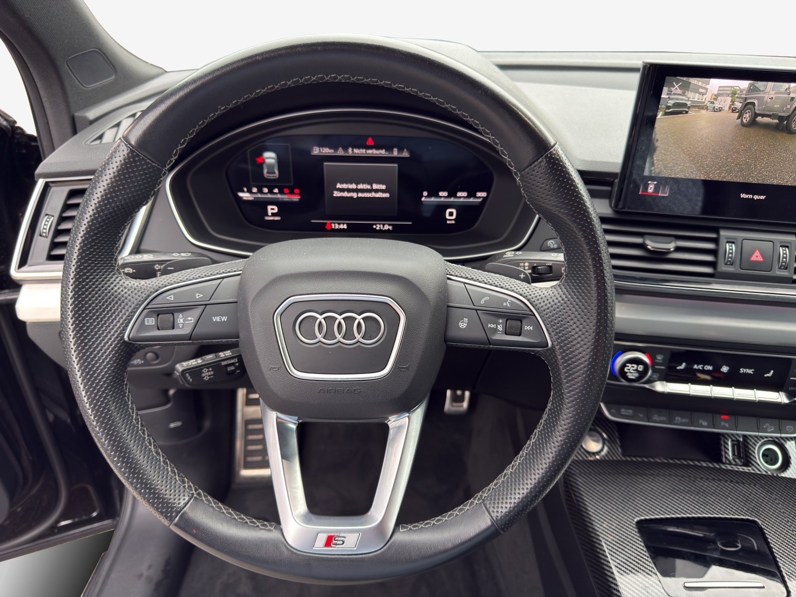 AUDI Q5 Sportback 40 TDI Blackedition quattro S-tronic-image-9