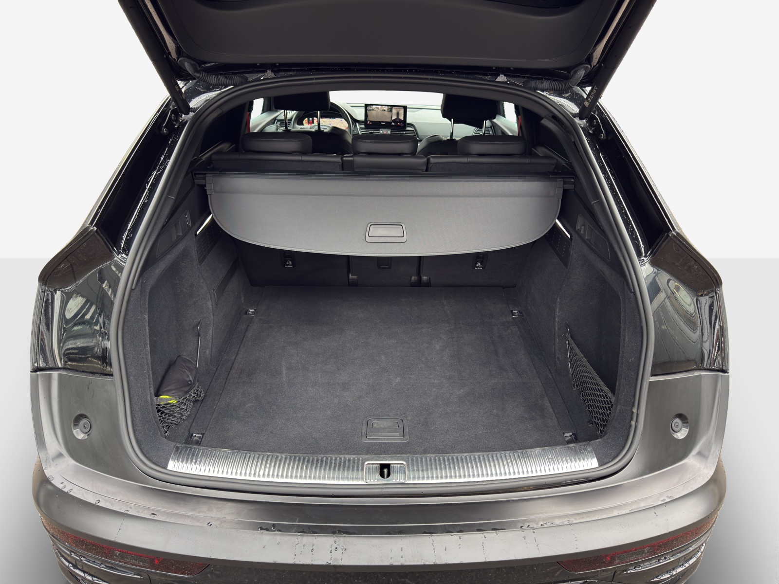 AUDI Q5 Sportback 40 TDI Blackedition quattro S-tronic-image-12