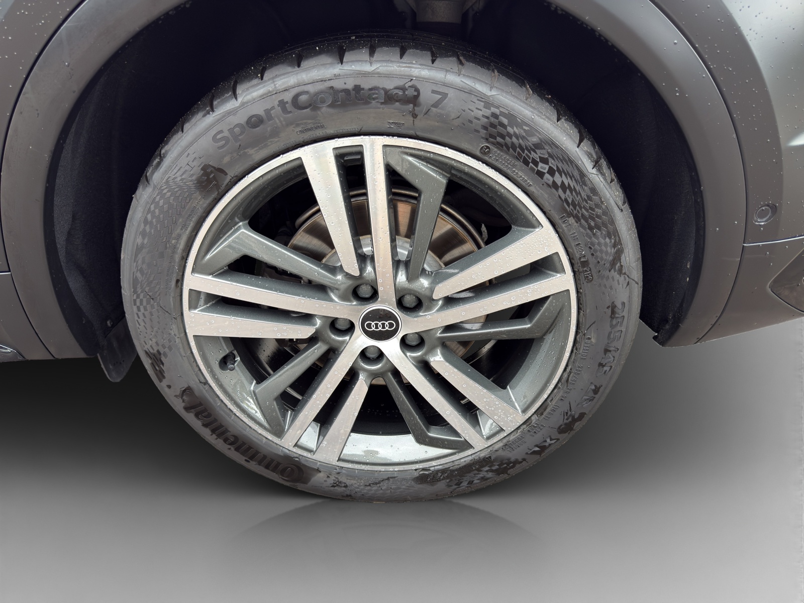 AUDI Q5 Sportback 40 TDI Blackedition quattro S-tronic-image-13
