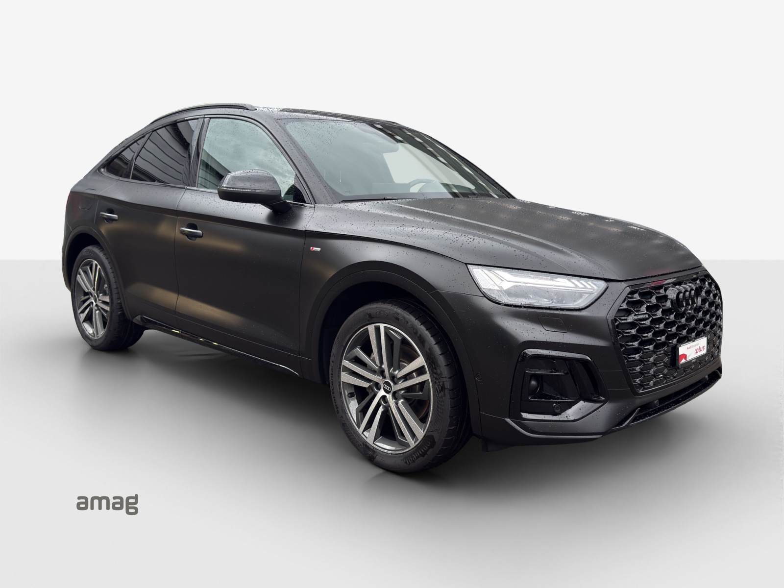 AUDI Q5 Sportback 40 TDI Blackedition quattro S-tronic-image-5