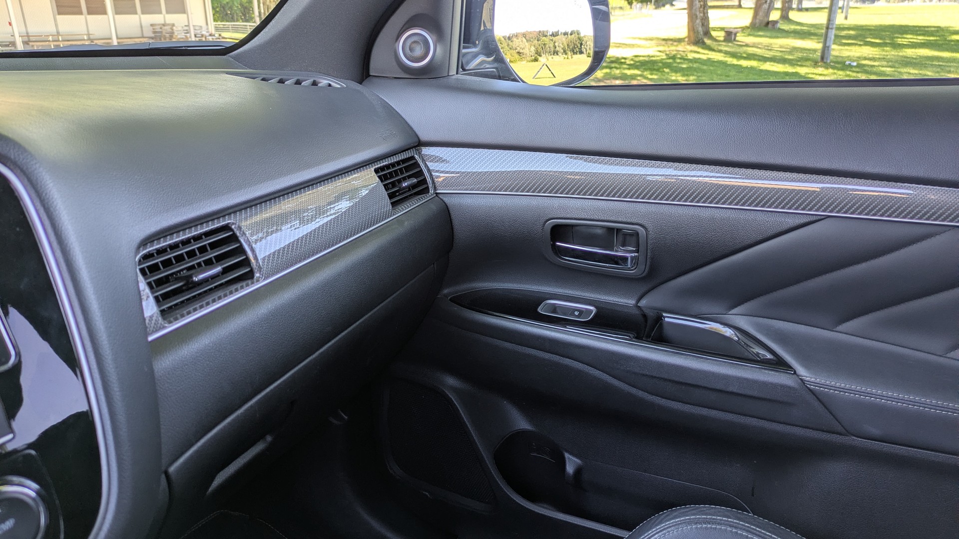 MITSUBISHI Outlander 2.4 PHEV Diamond-image-7