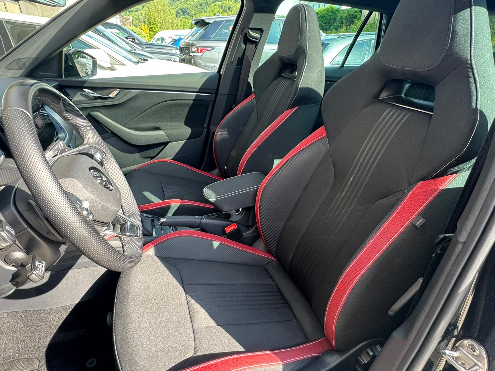 SKODA Kamiq 1.5 TSI ACT Monte Carlo DSG-image-15