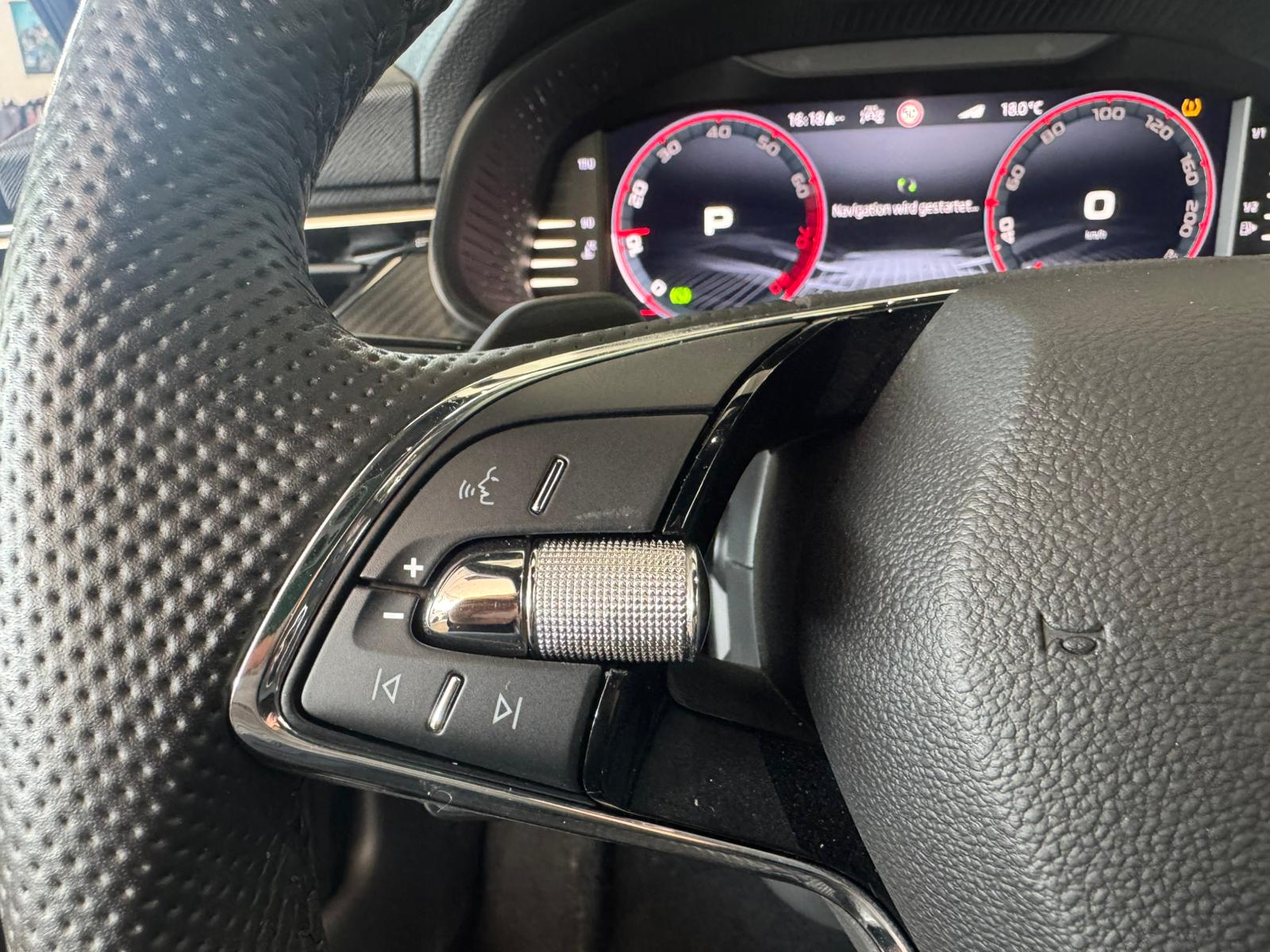 SKODA Kamiq 1.5 TSI ACT Monte Carlo DSG-image-22
