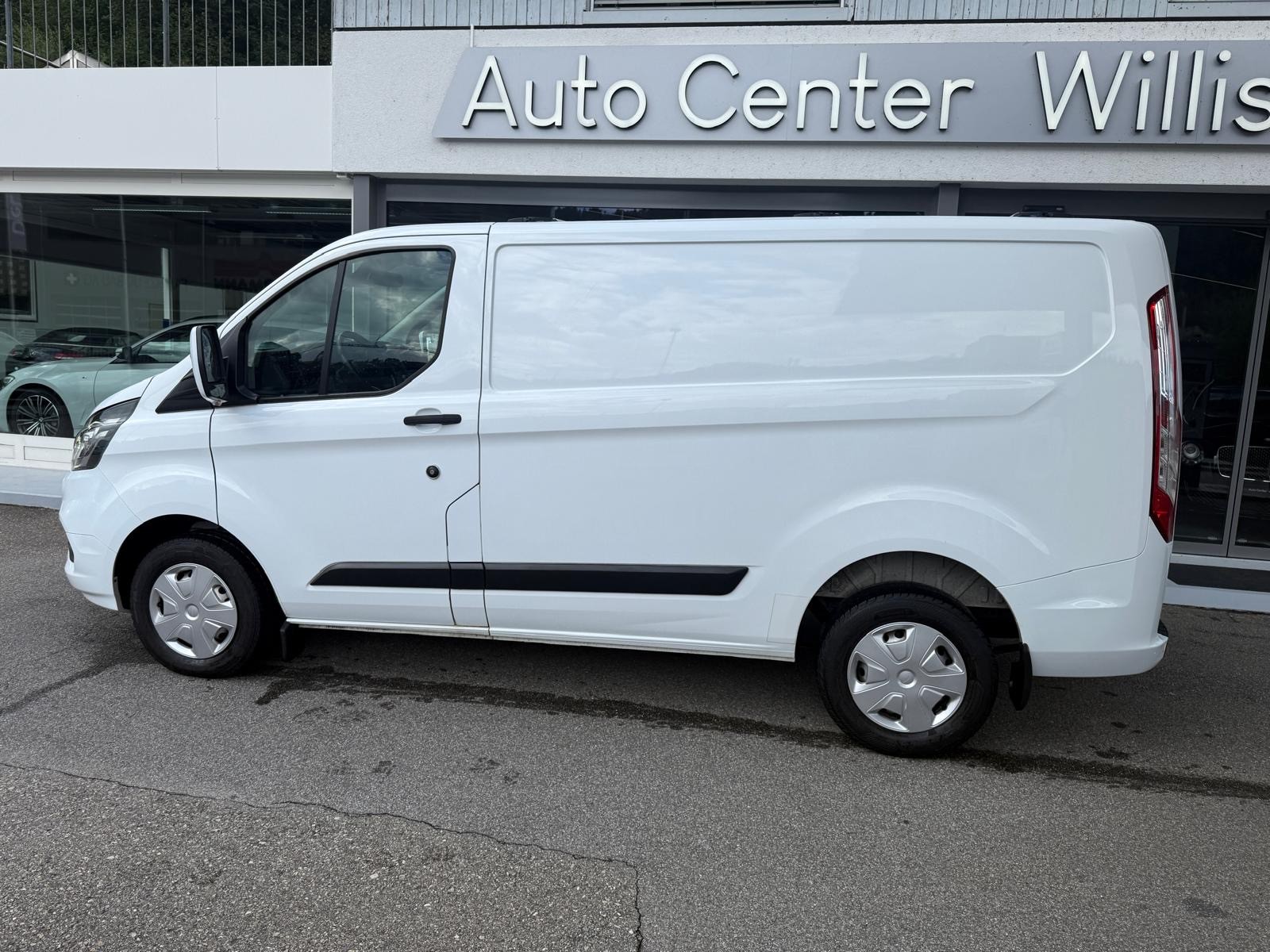 FORD Transit Custom Van 280 L1H1Trend-image-12