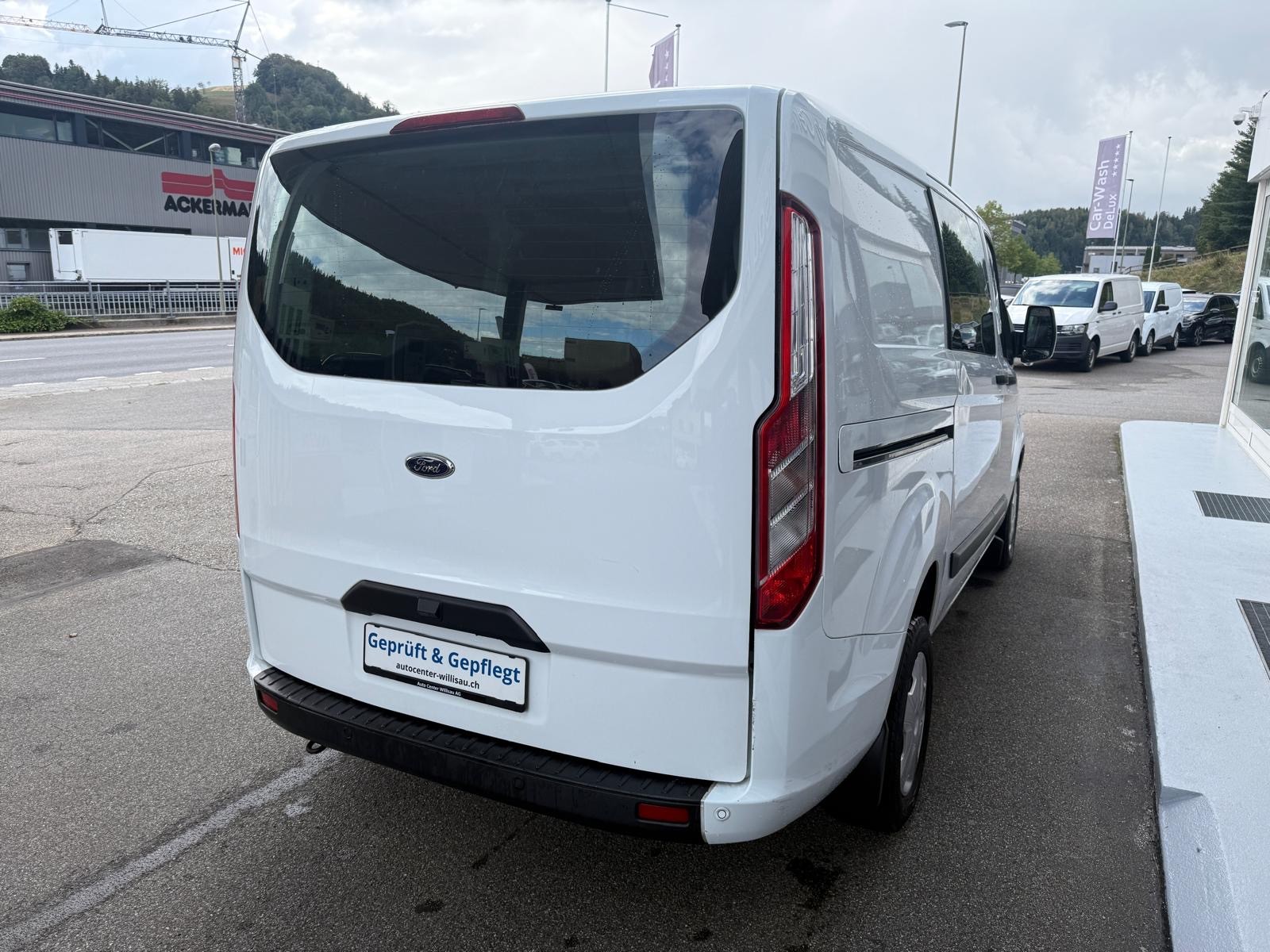 FORD Transit Custom Van 280 L1H1Trend-image-3