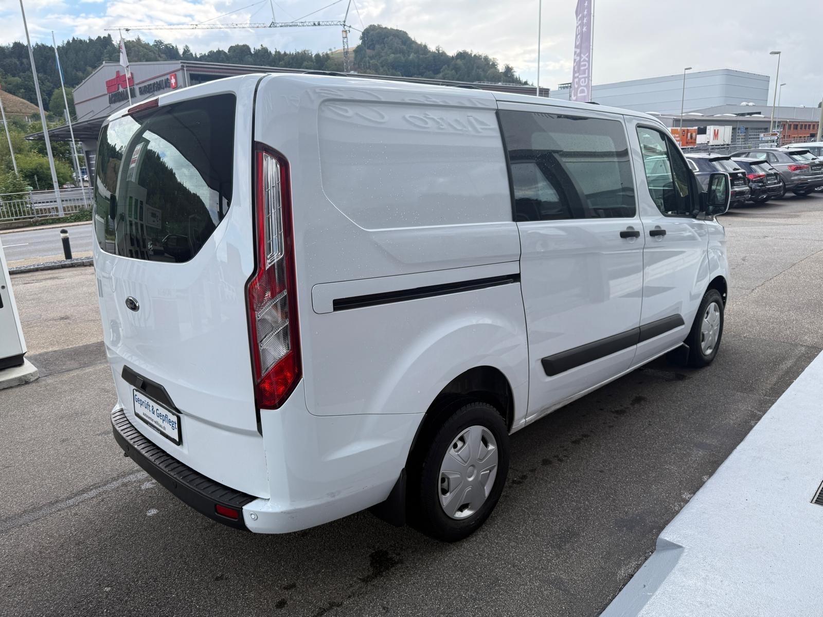 FORD Transit Custom Van 280 L1H1Trend-image-4