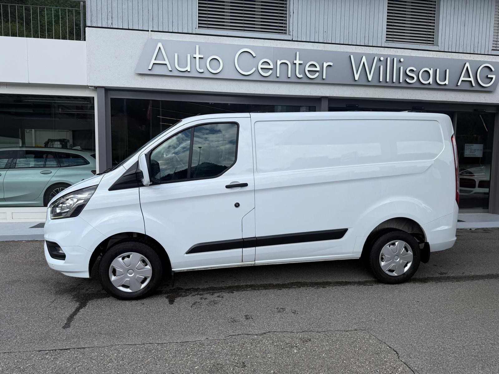 FORD Transit Custom Van 280 L1H1Trend-image-8