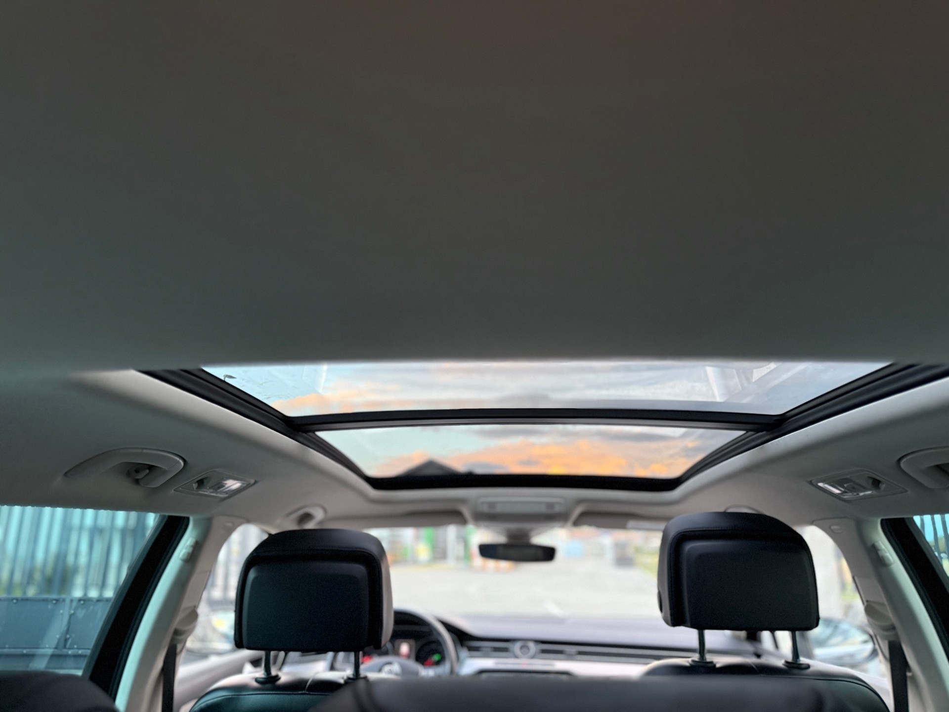 VW Passat Variant 2.0 TDI BMT Highline DSG 4Motion-image-13