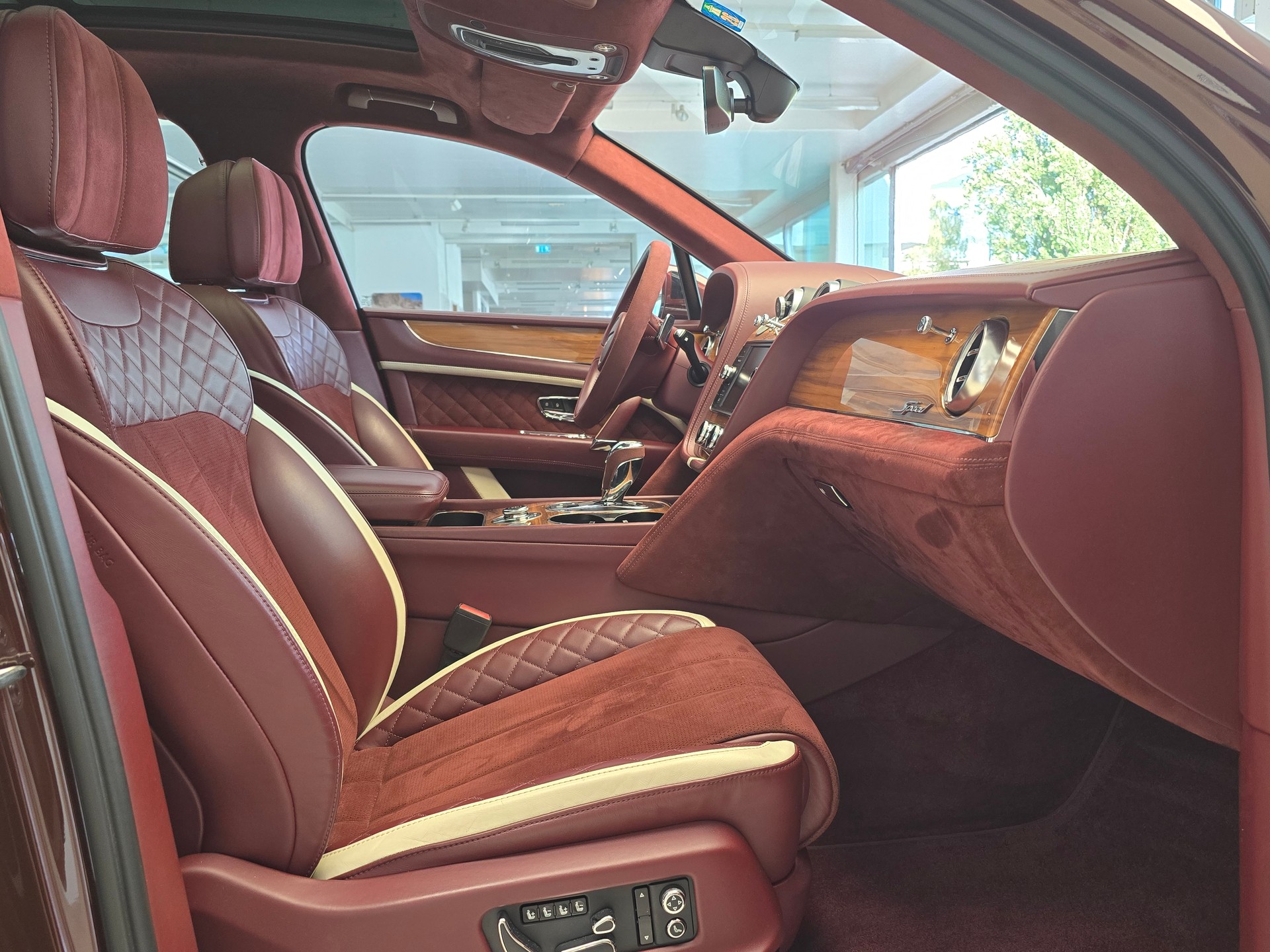 BENTLEY Bentayga W12 Speed-image-11