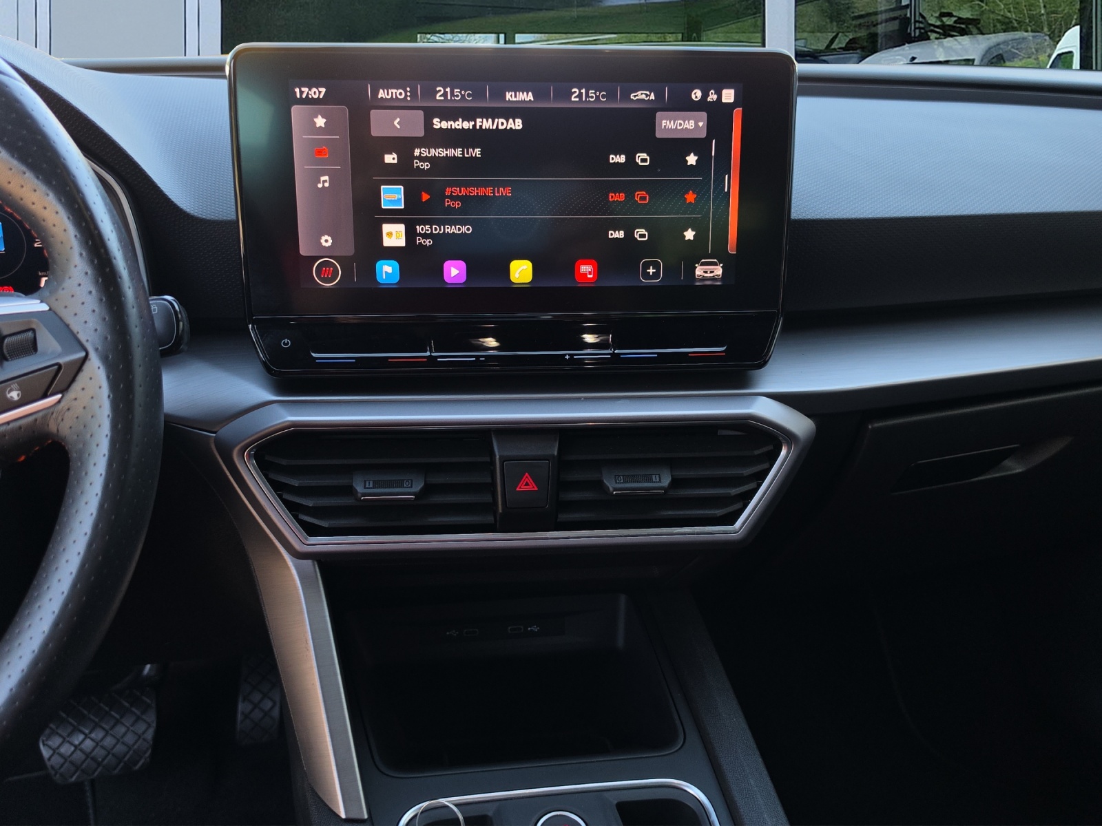 SEAT Leon ST 1.5 eTSI mHEV DSG FR-image-9