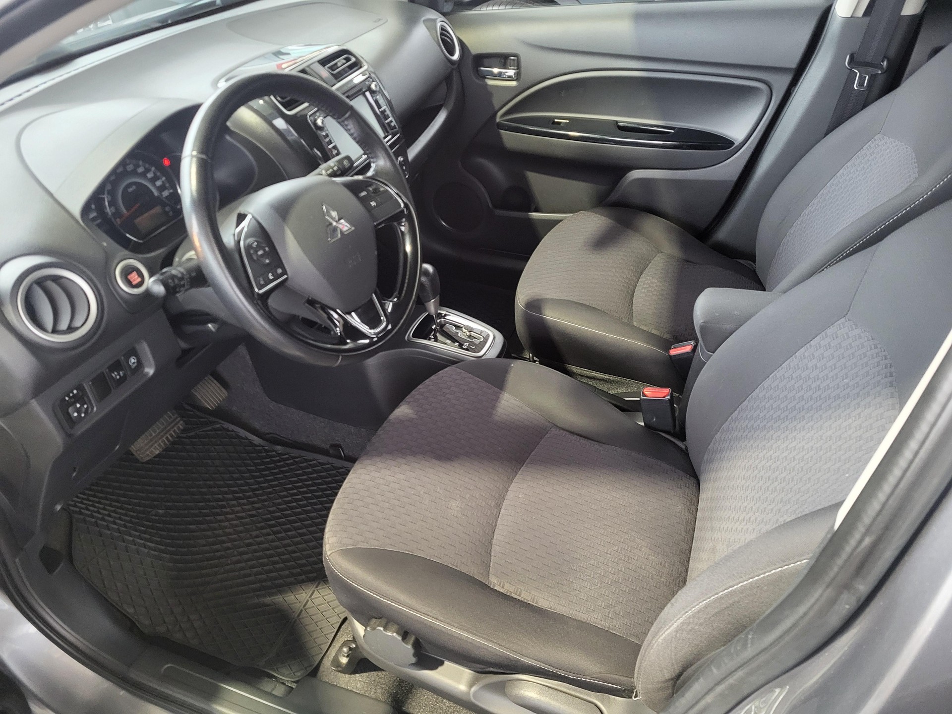 MITSUBISHI Space Star 1.2 MIVEC Style-image-4