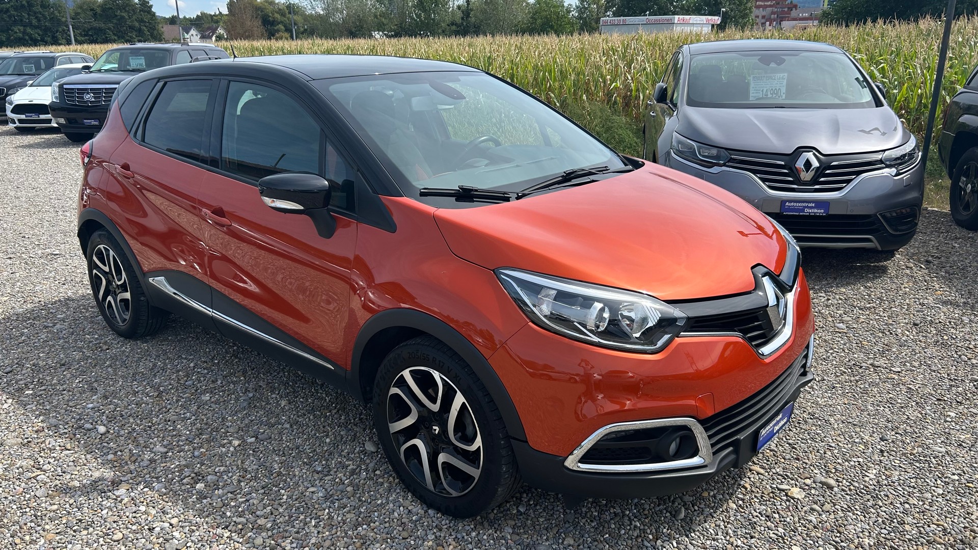 RENAULT Captur 1.2 T 16V Privilège EDC-image-15