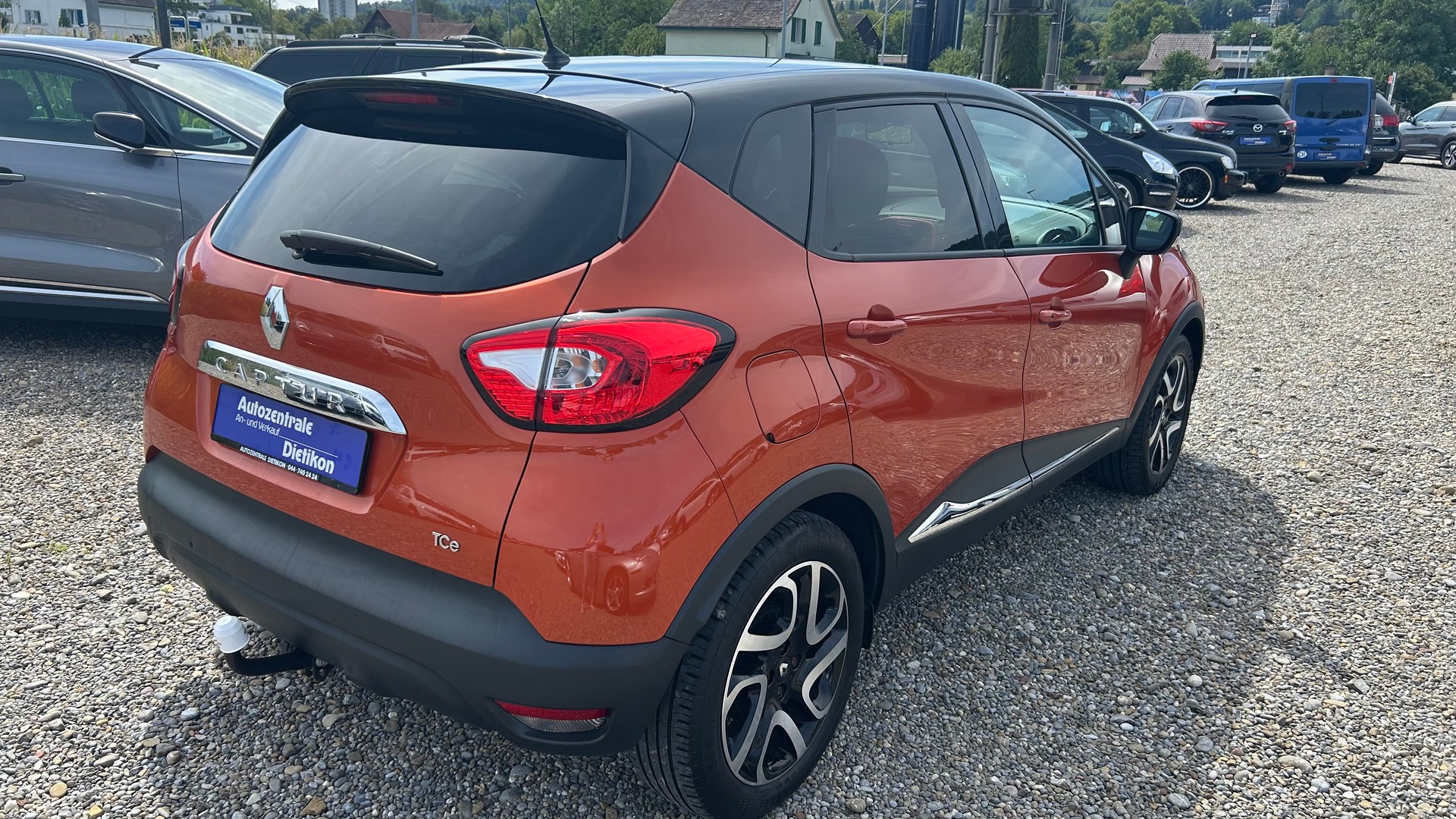 RENAULT Captur 1.2 T 16V Privilège EDC-image-16