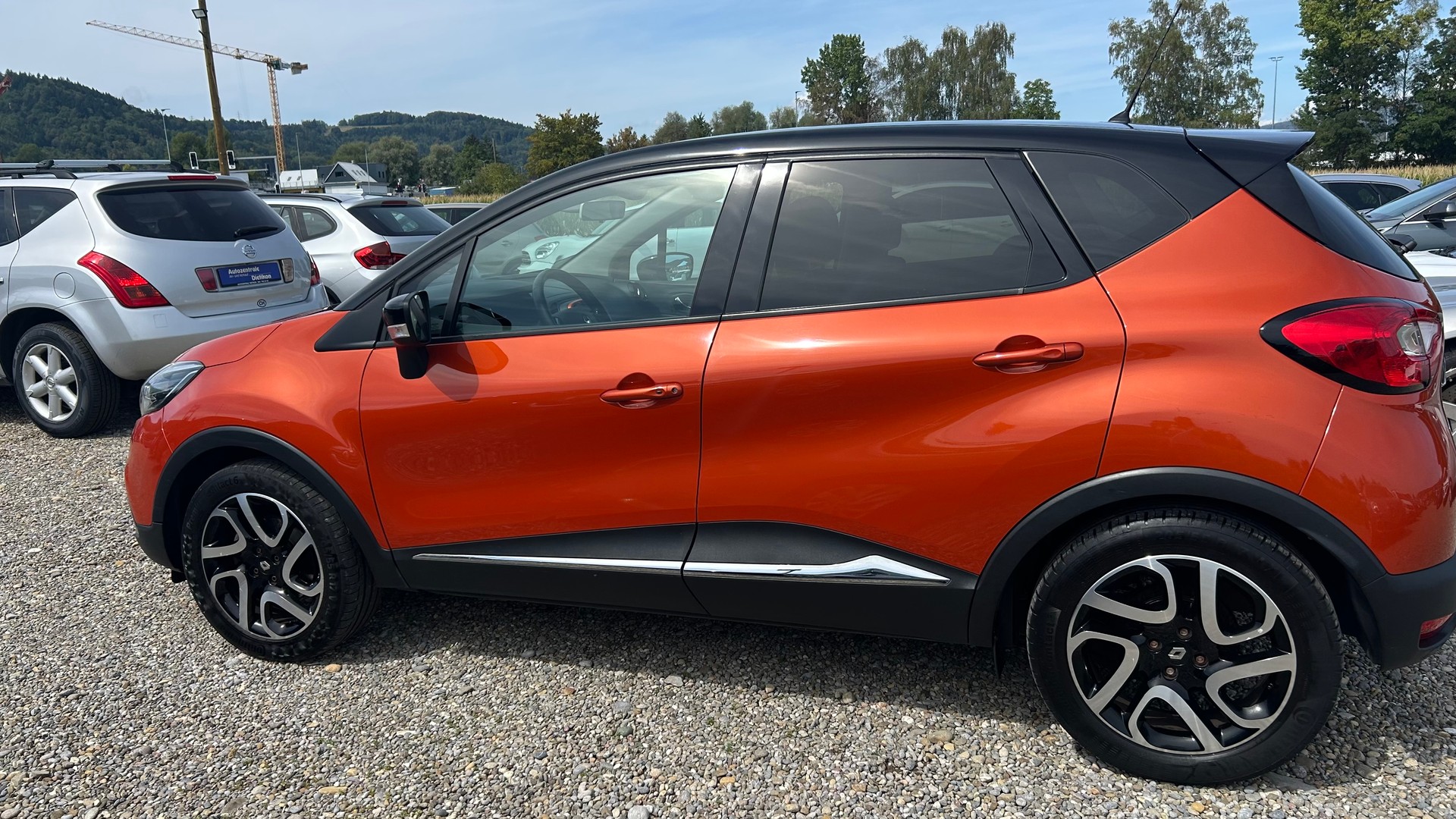 RENAULT Captur 1.2 T 16V Privilège EDC-image-19