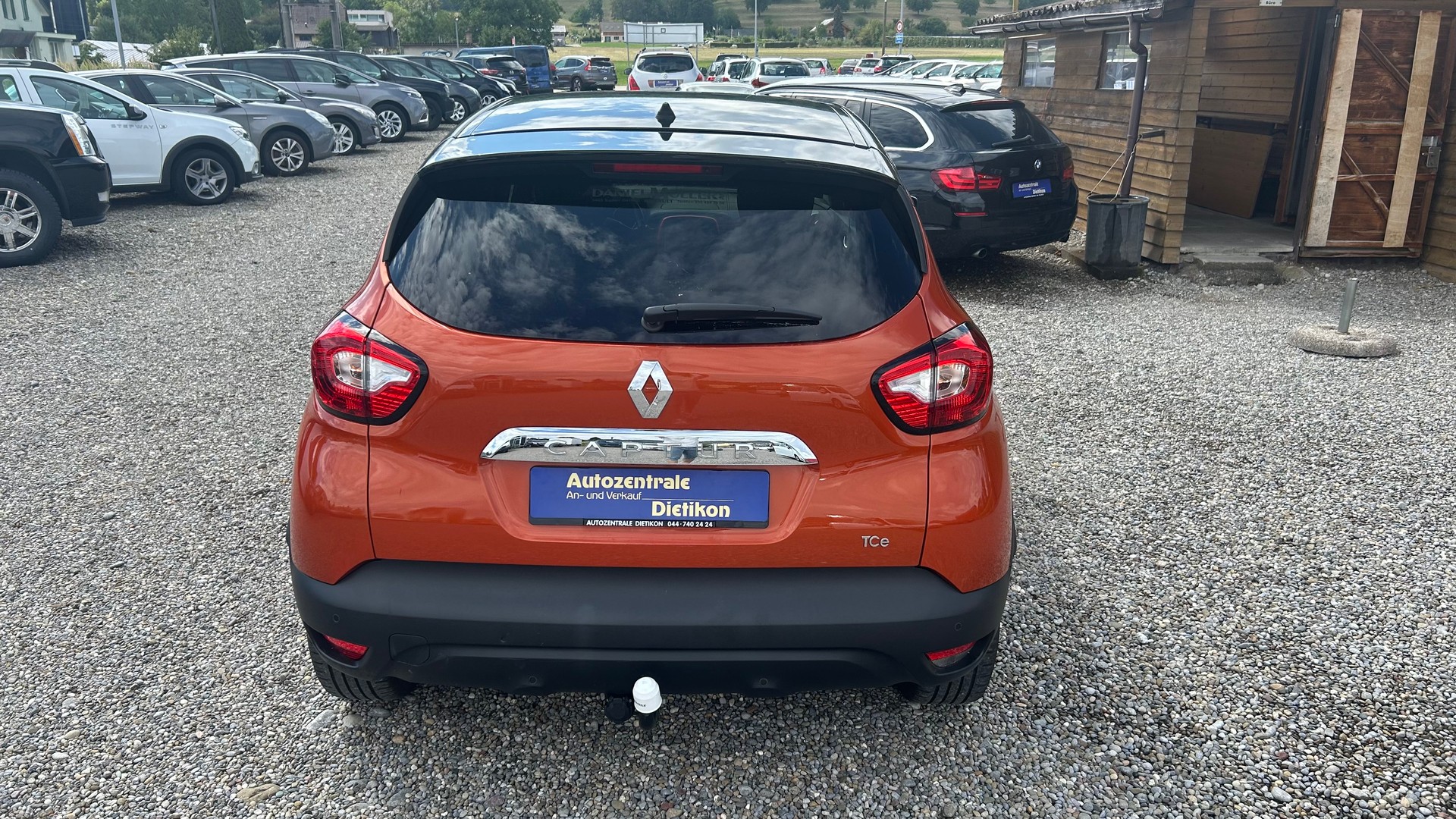 RENAULT Captur 1.2 T 16V Privilège EDC-image-9