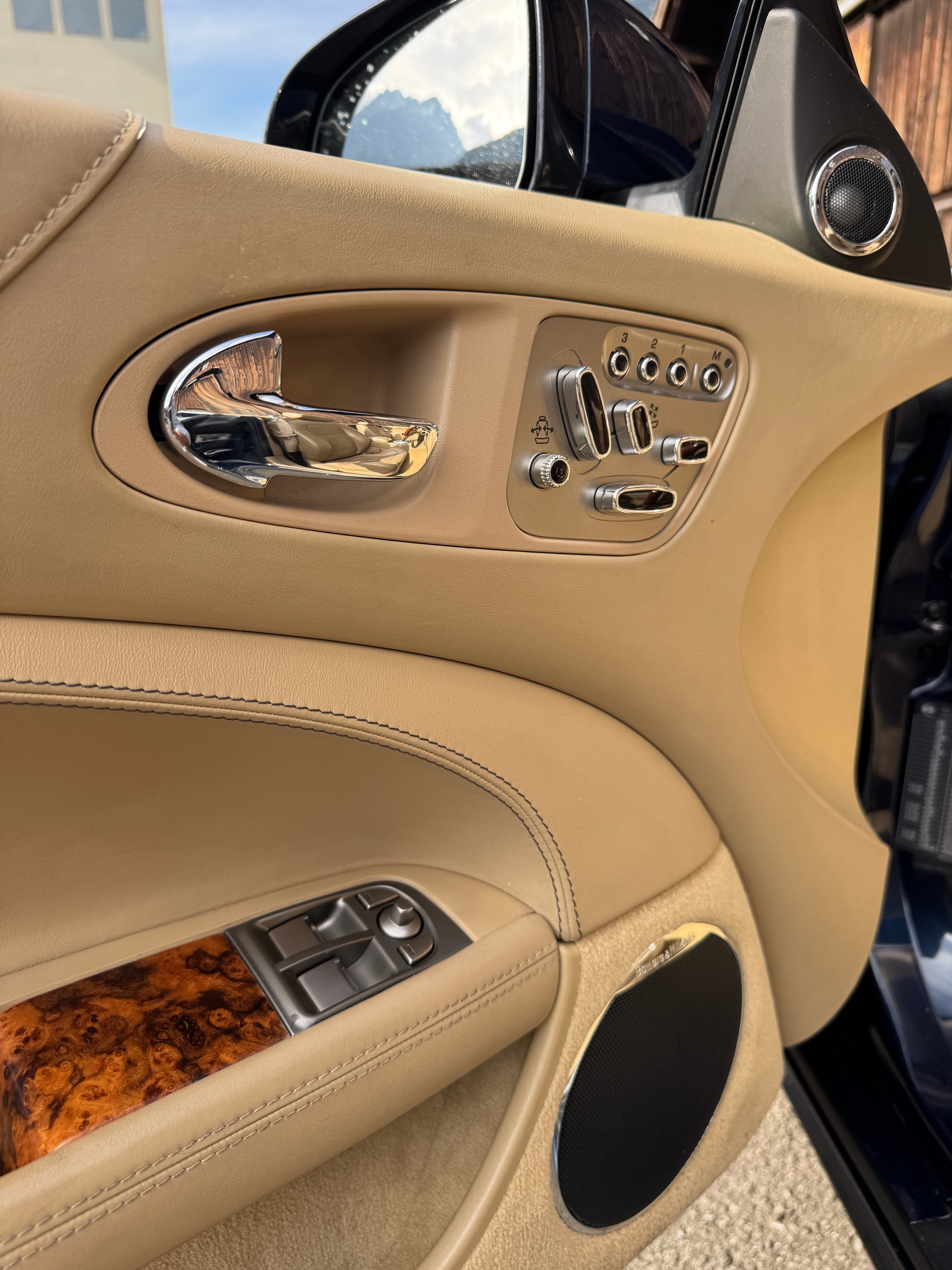 JAGUAR XK 5.0 V8 Portfolio Automatic-image-9