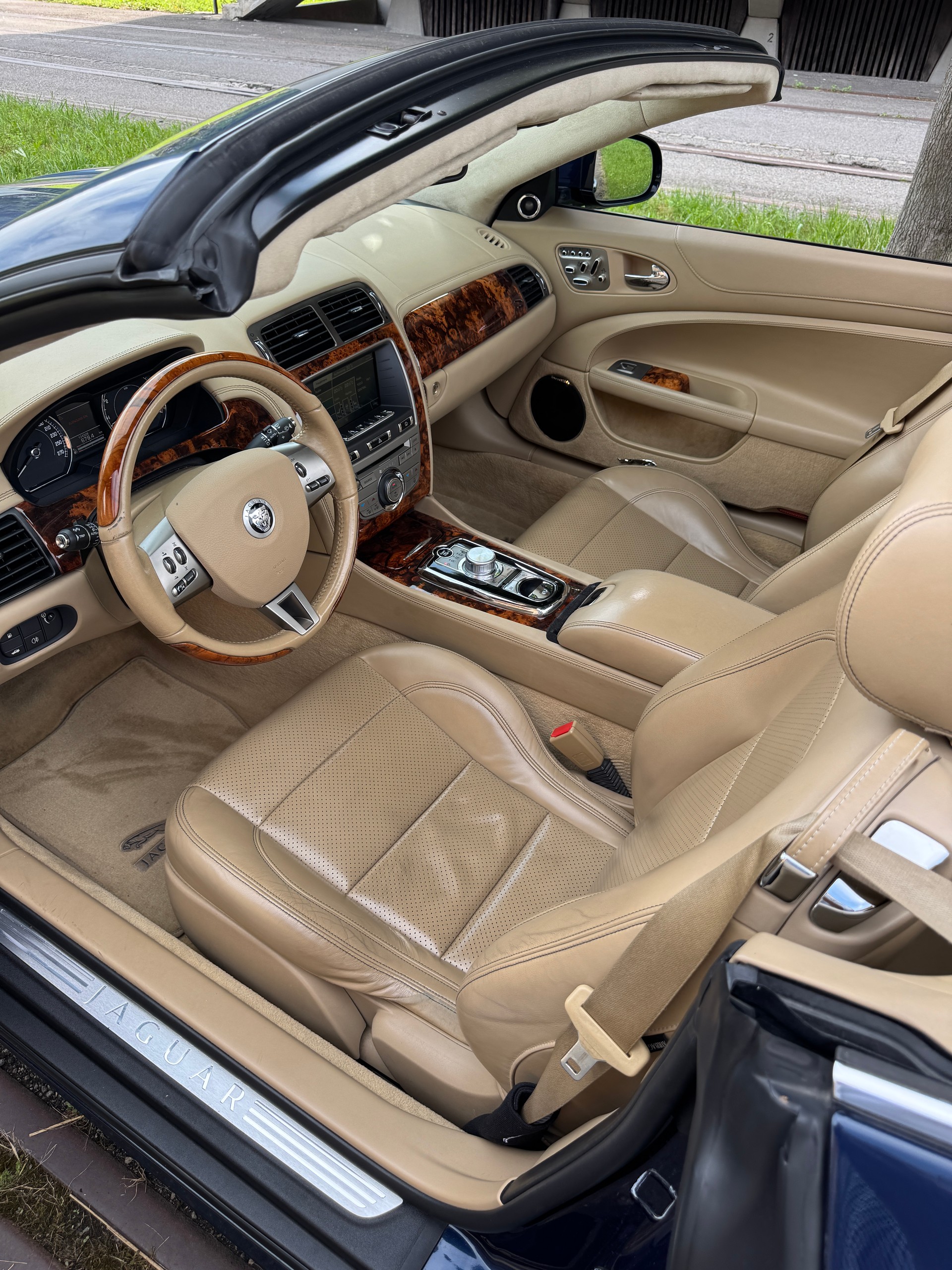 JAGUAR XK 5.0 V8 Portfolio Automatic-image-6