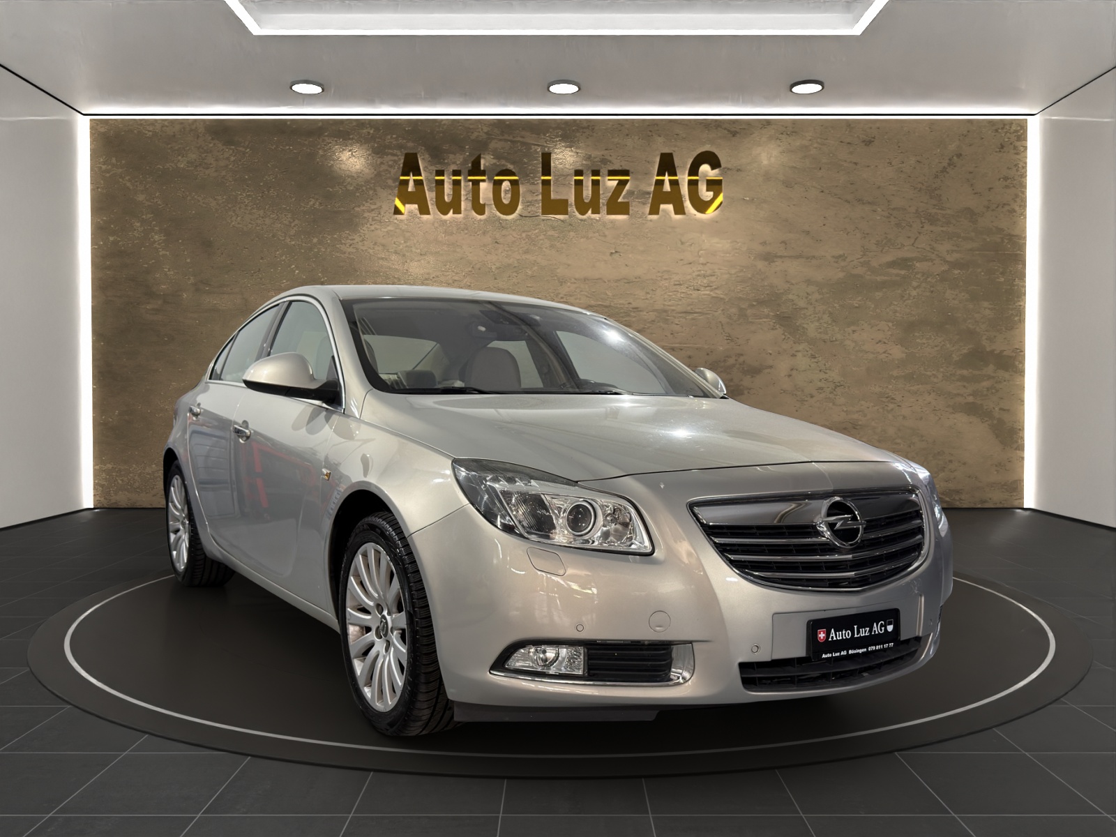OPEL Insignia 2.0 Turbo Edition 4WD Automatic-image-6