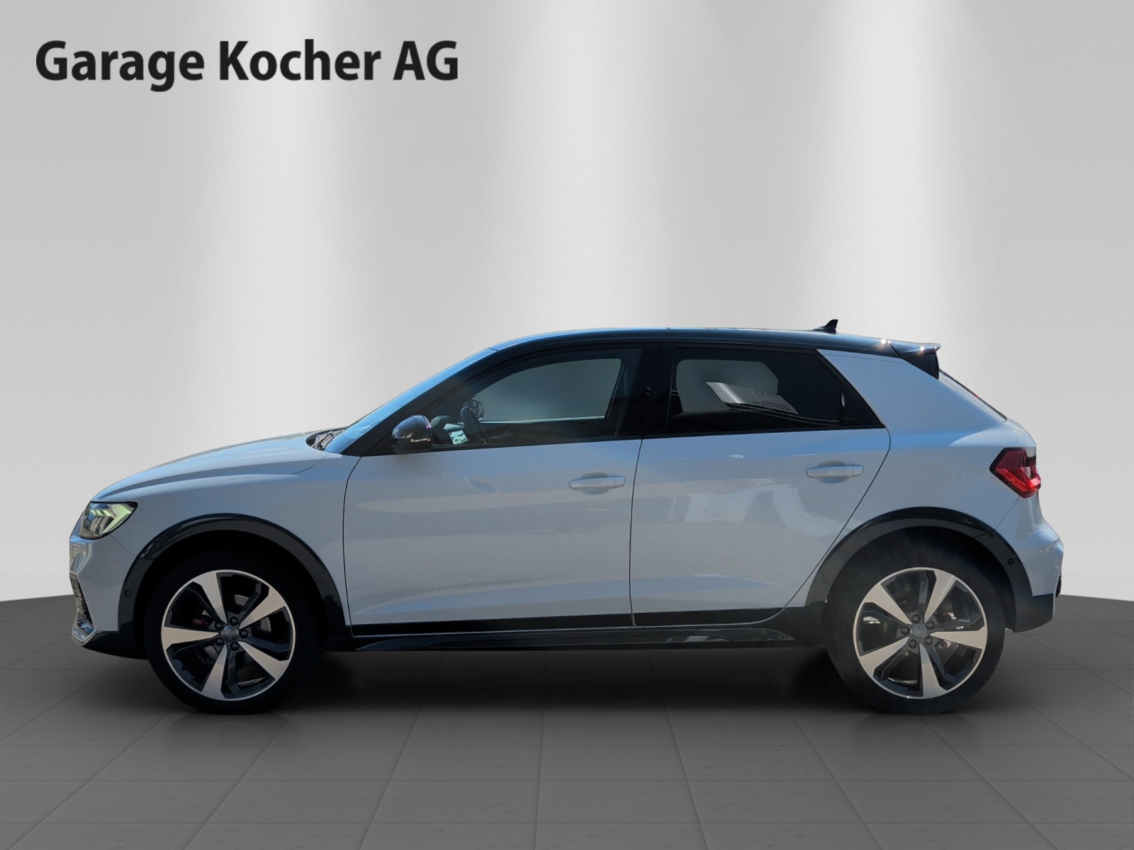 AUDI A1 City Carver 30 TFSI S-tronic-image-2