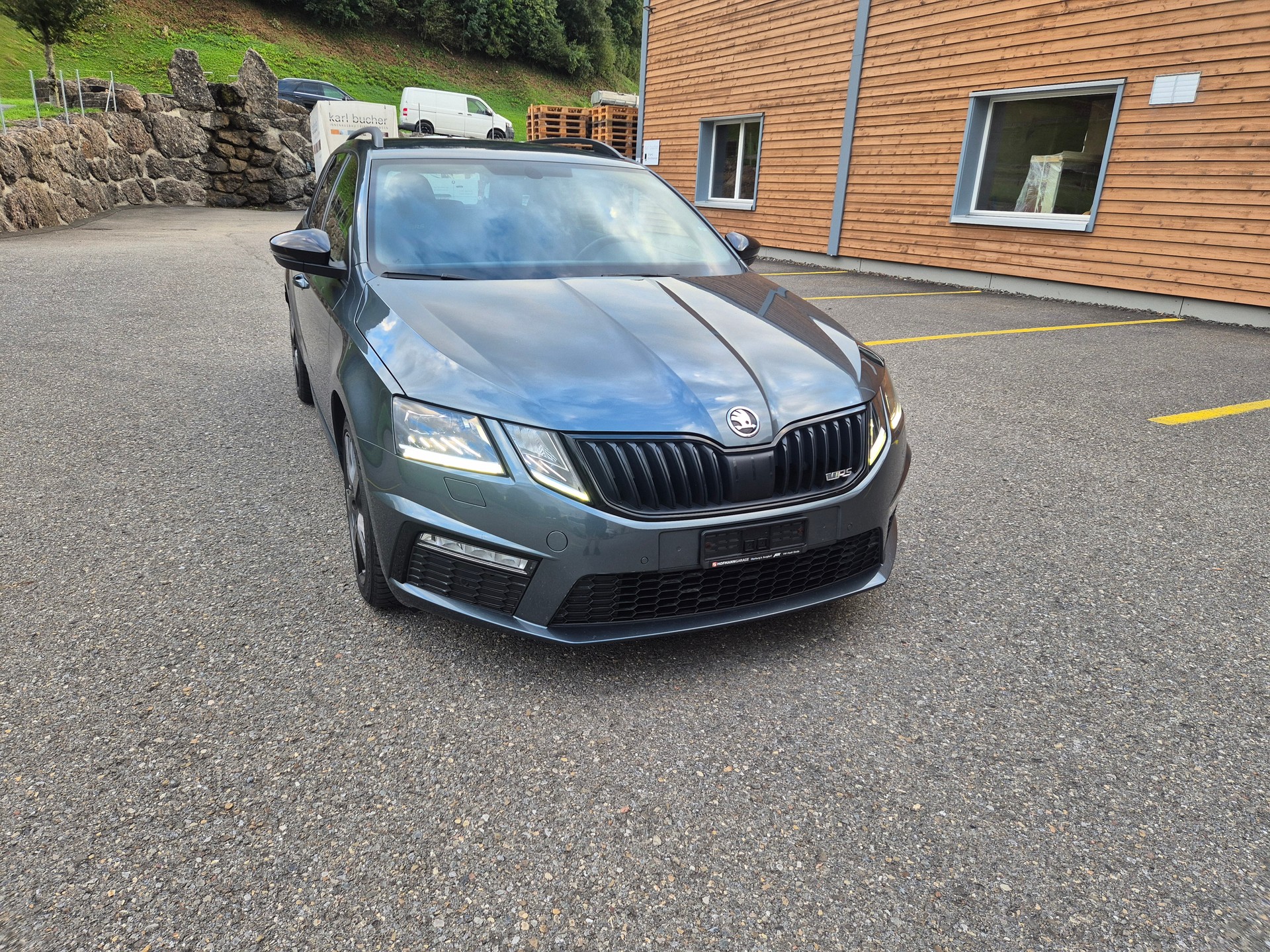 SKODA Octavia Combi 2.0 TDI RS 4x4 DSG-image-5
