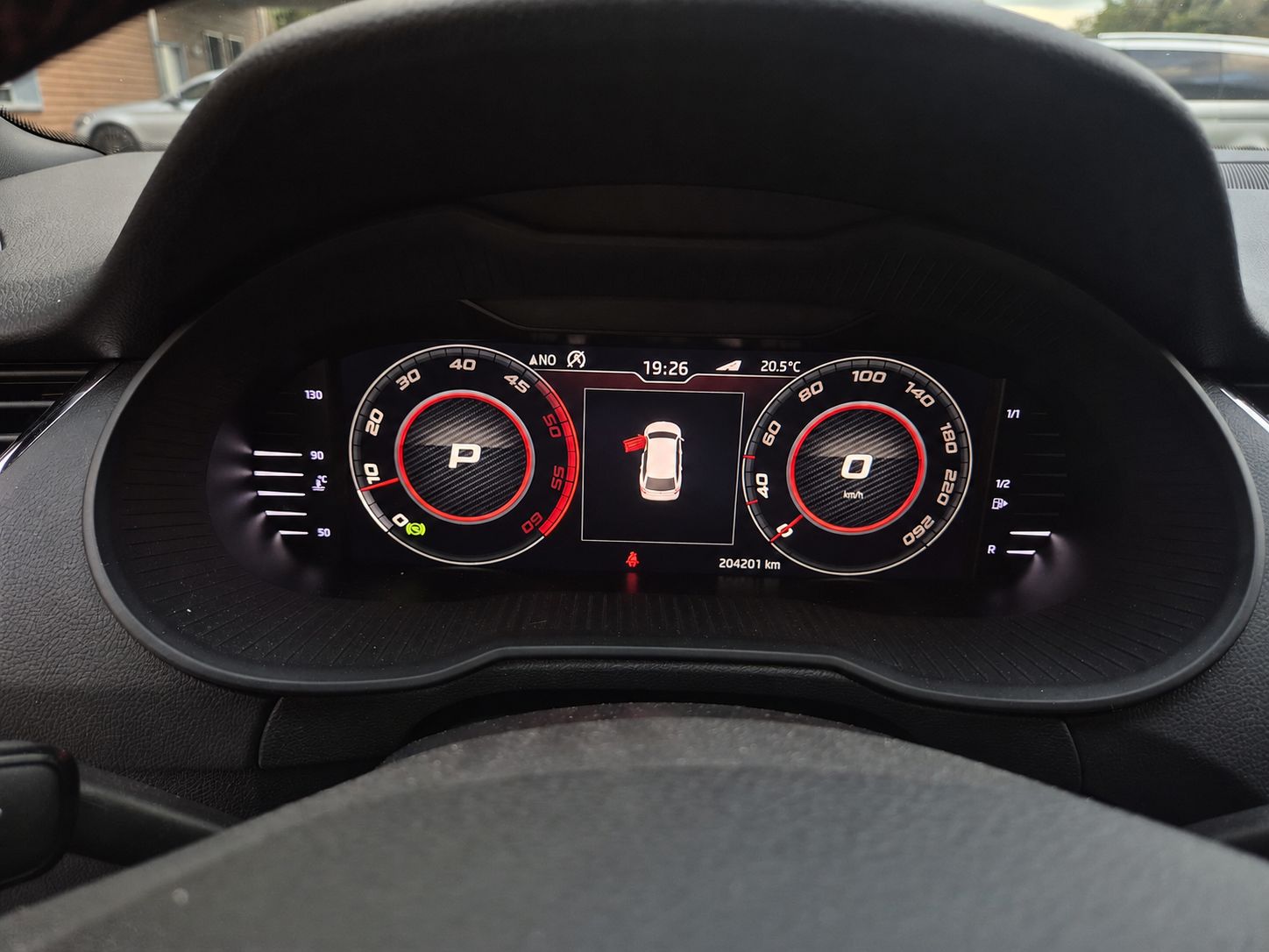 SKODA Octavia Combi 2.0 TDI RS 4x4 DSG-image-11